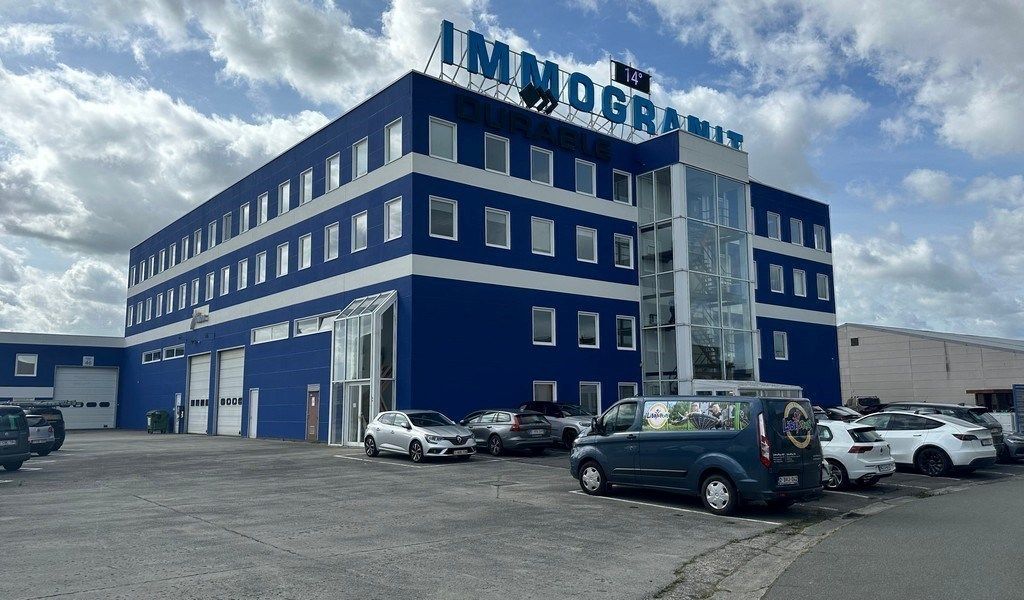 Instapklaar kantoor te huur in Immogranit Building Drongen foto 14