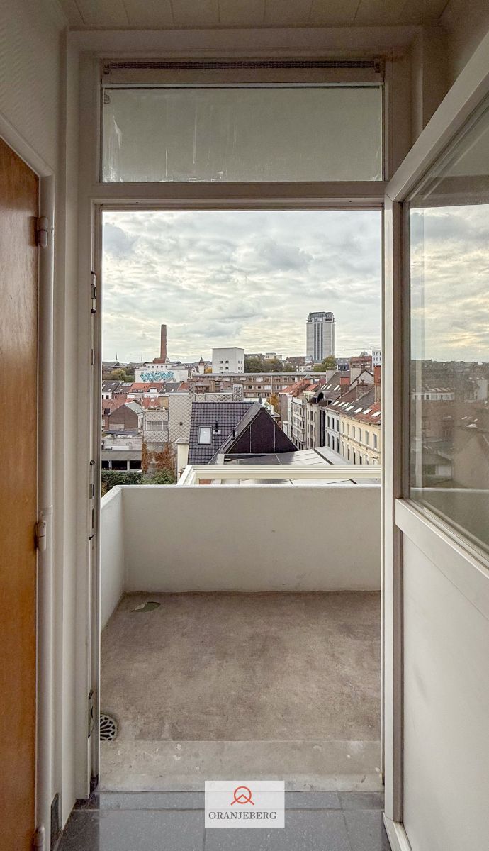 Exclusief en ruim appartement (143  m²)  met zicht op het park foto 34