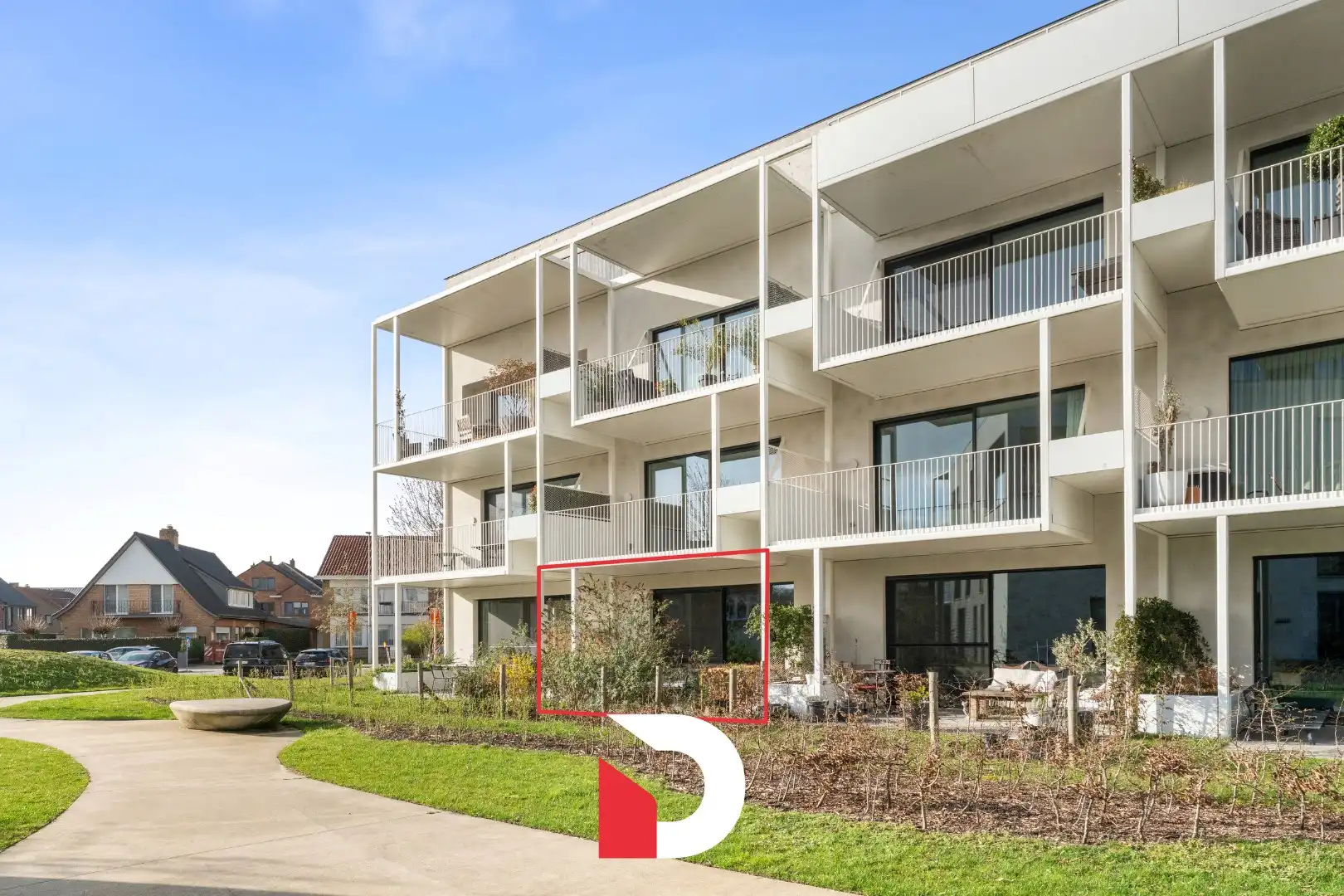 Hoogwaardig afgewerkt app met ruim zuidgericht terras in groene omgeving te Sint-Andries foto 24