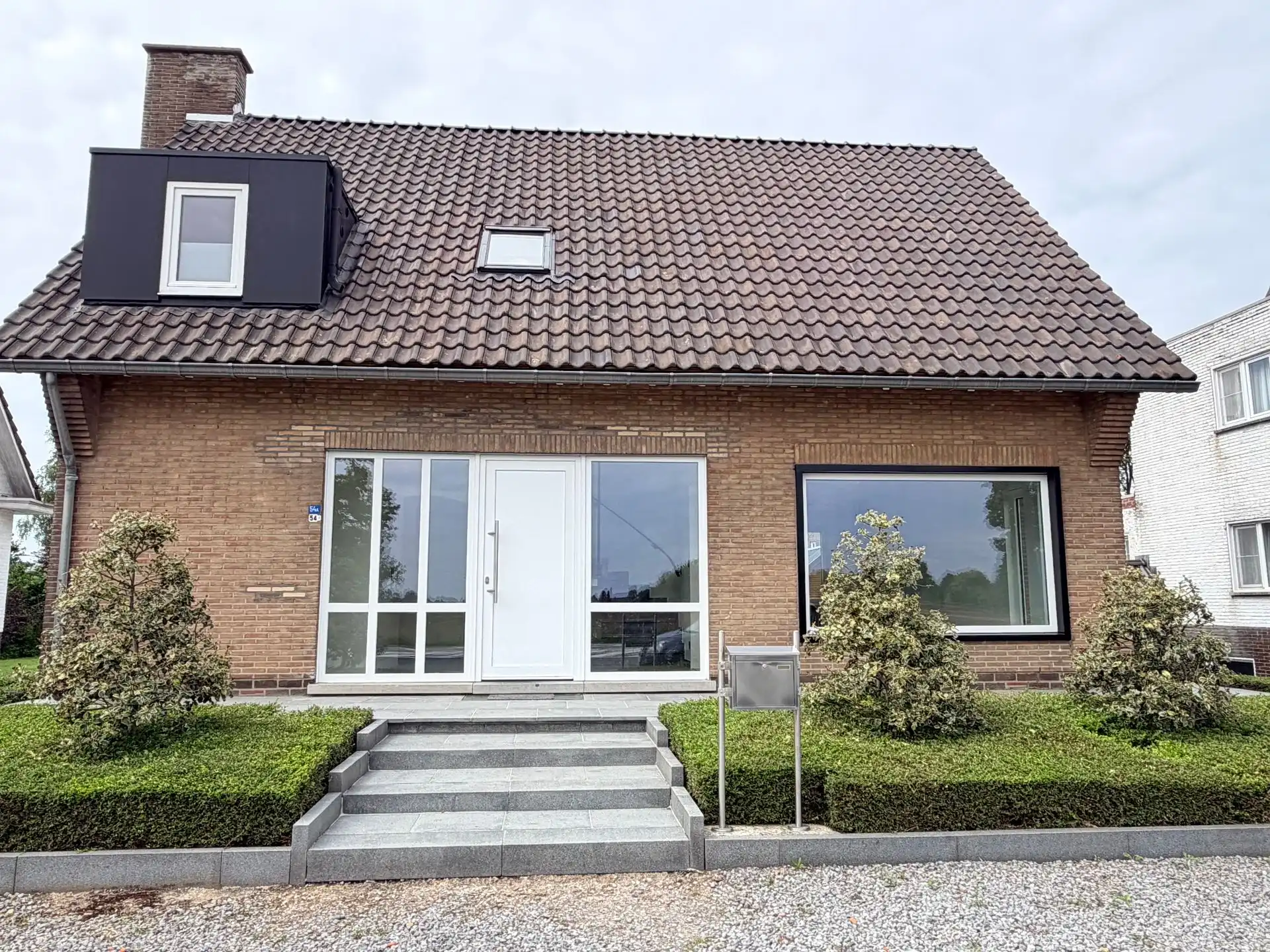 Woning met 3 slaapkamers en tuin foto {{pictureIndex}}