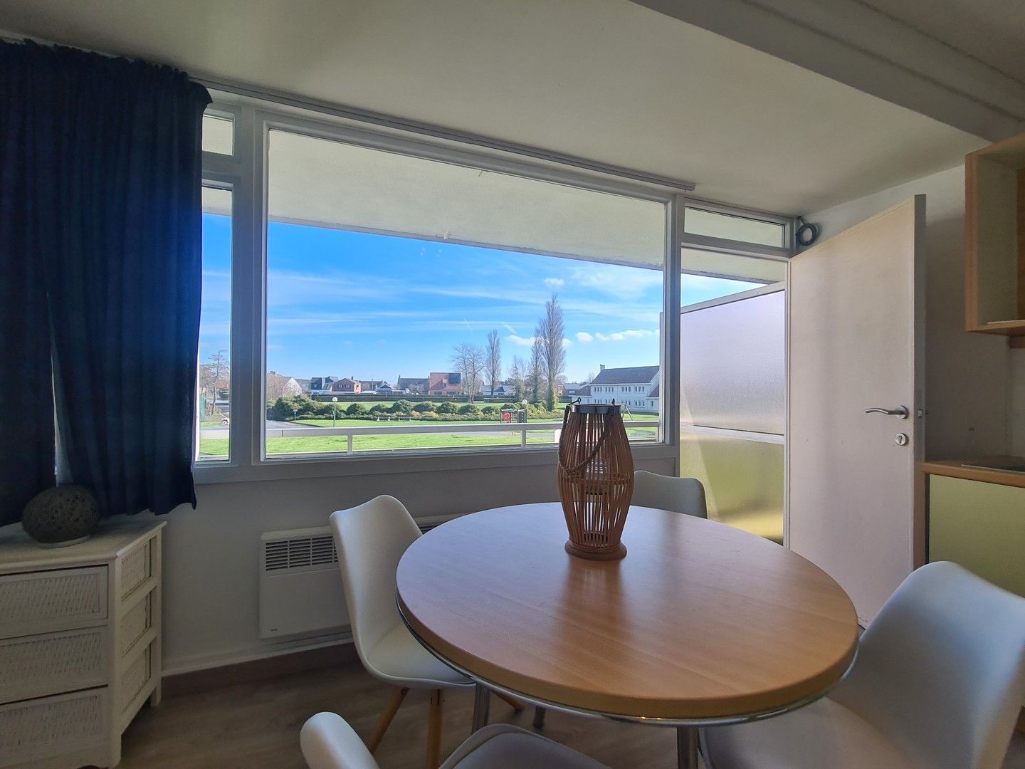 Verzorgd 1-slaapkamerappartement te koop – Vosseslag, De Haan. foto 3