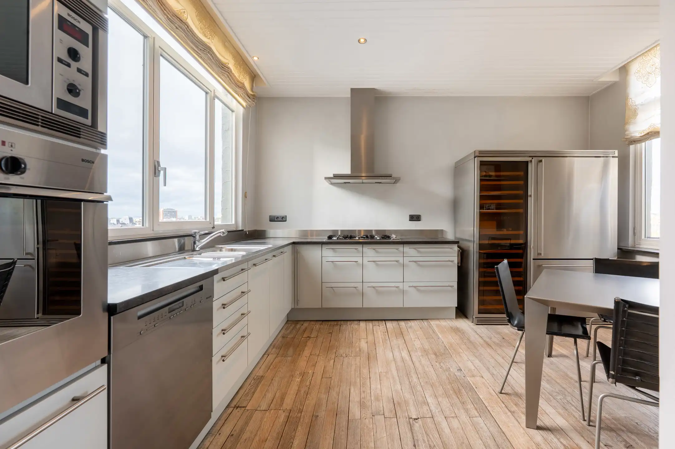 Uniek art-deco pen​thouse met panoramisch uitzicht foto 24