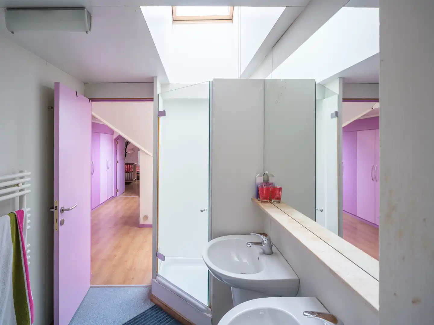 Handelshuis met lichtrijke kantoorruimte en ruime woonst foto 22