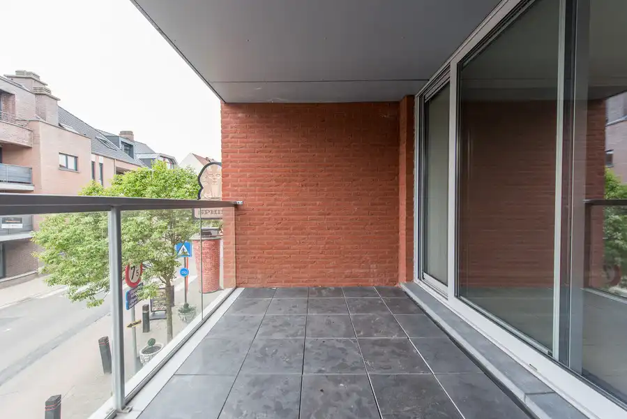Instapklaar appartement van 107 m² in centrum Diepenbeek. foto 14