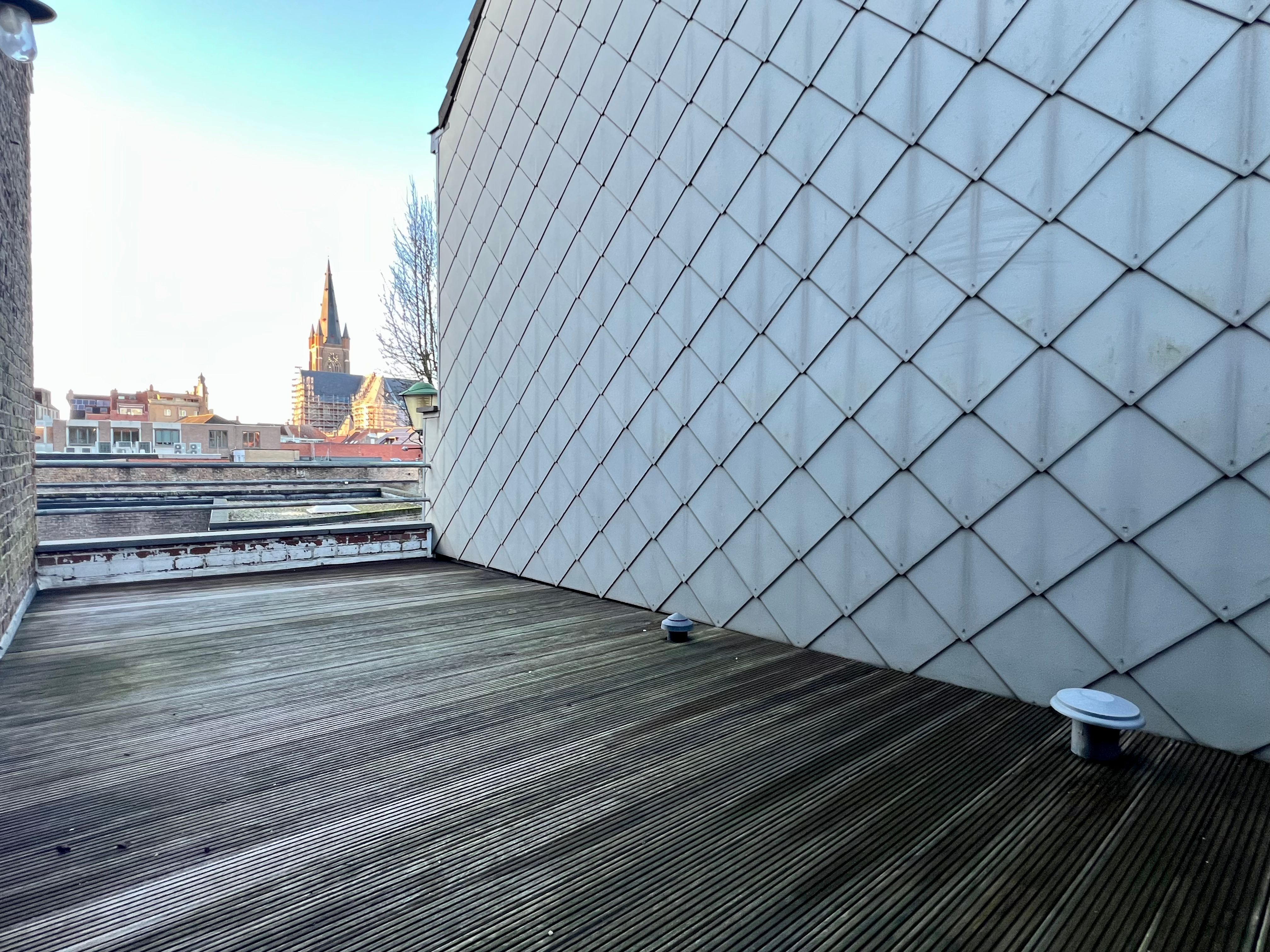 Gesloten bebouwing met 3 slaapkamers & inpandige garage centrum Eeklo foto 10