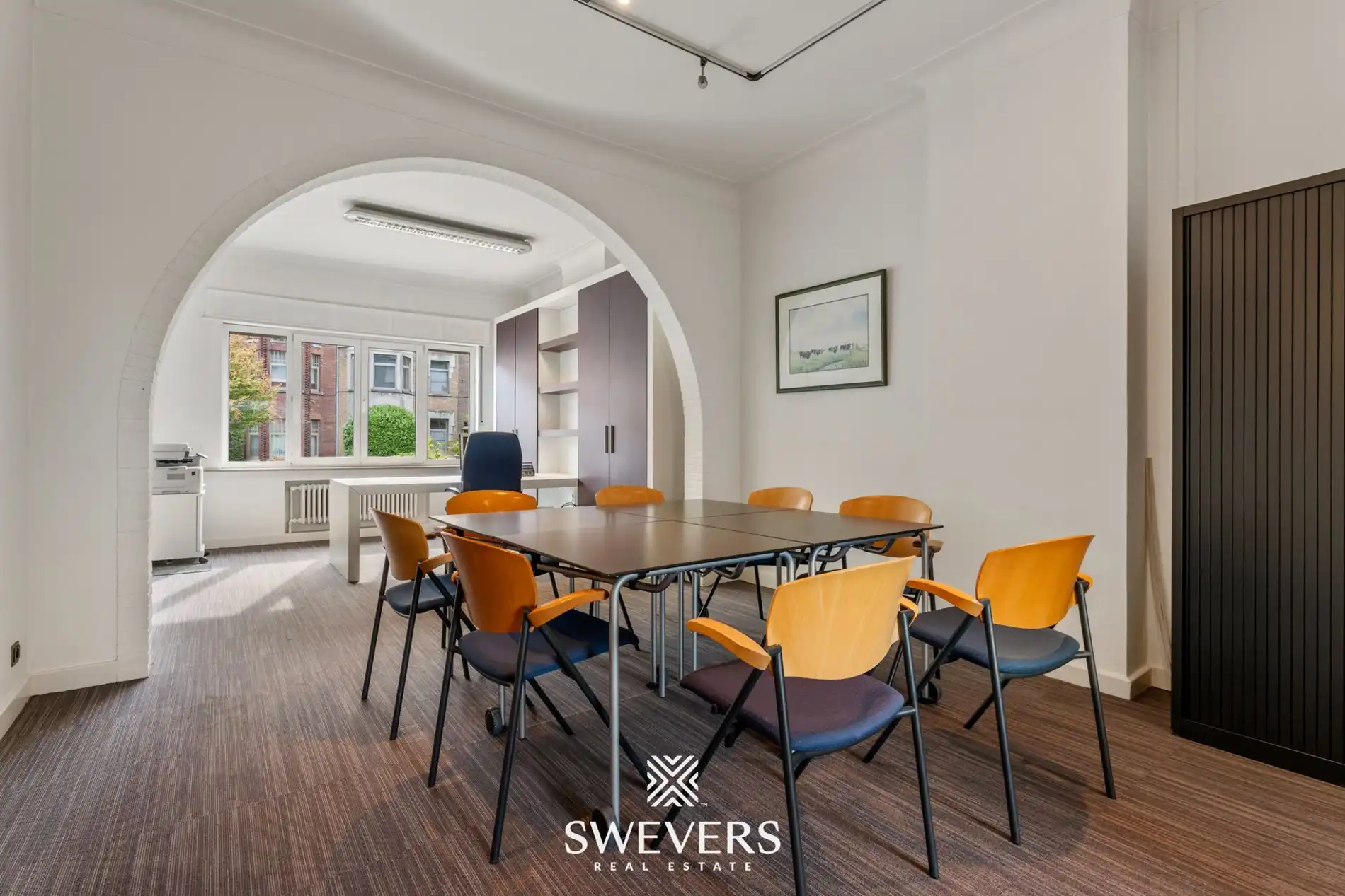 Stijlvol herenhuis met kantoorruimte en 3 slaapkamers in hartje Hasselt foto 6