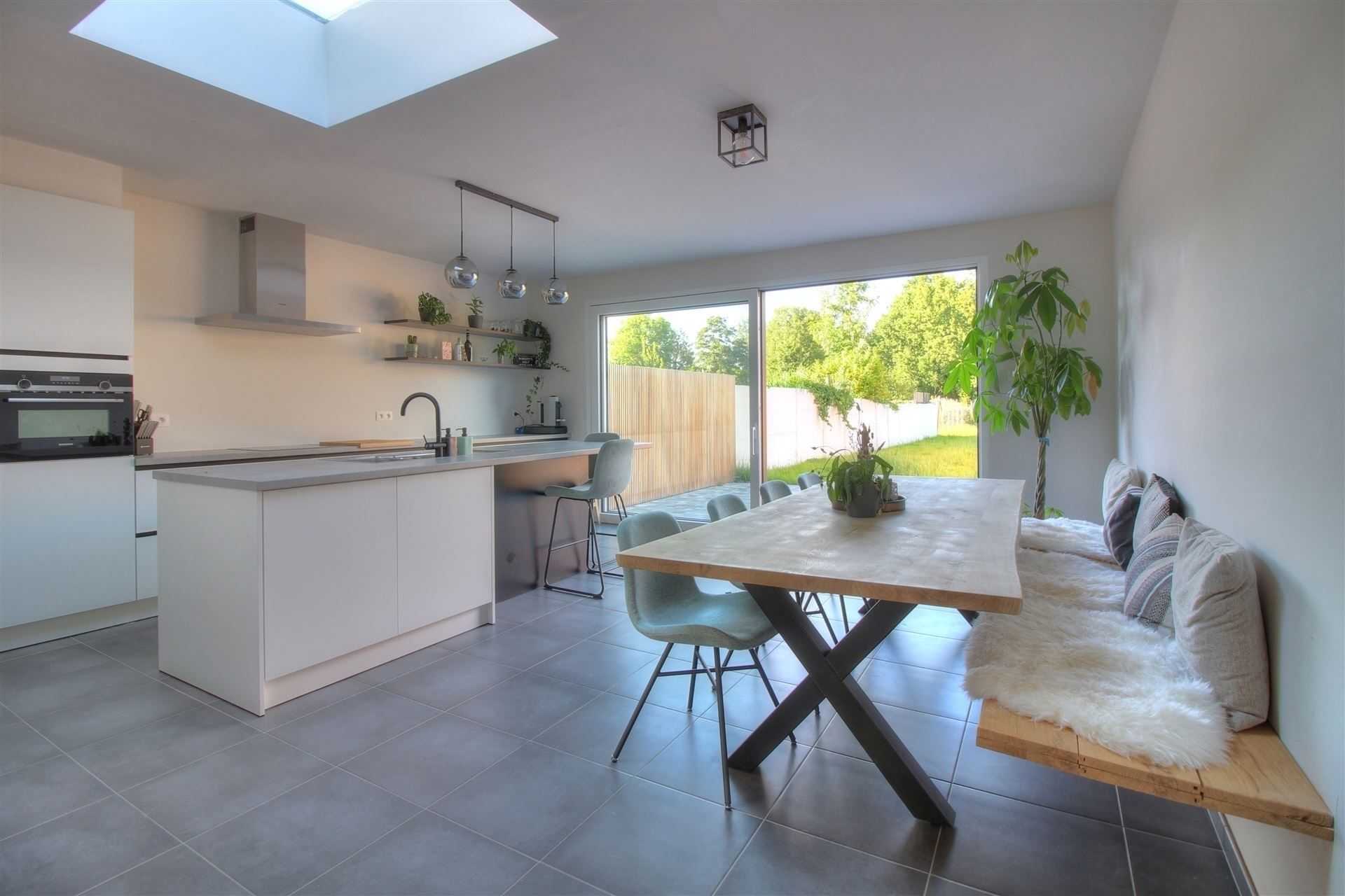 Energiezuinige huis met diepe tuin  foto 2
