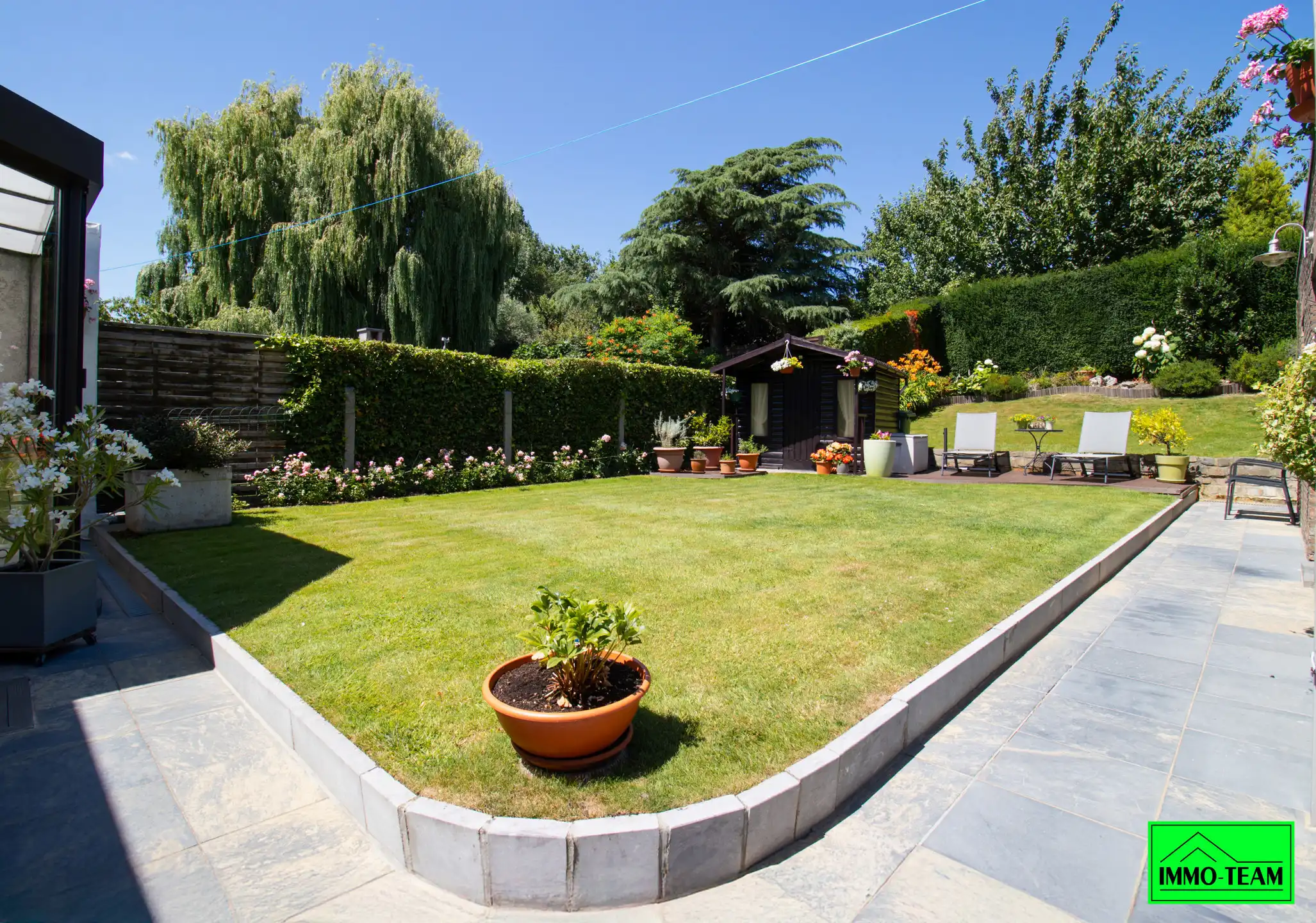 Charmante 3-gevelwoning in rustige woonwijk foto 10