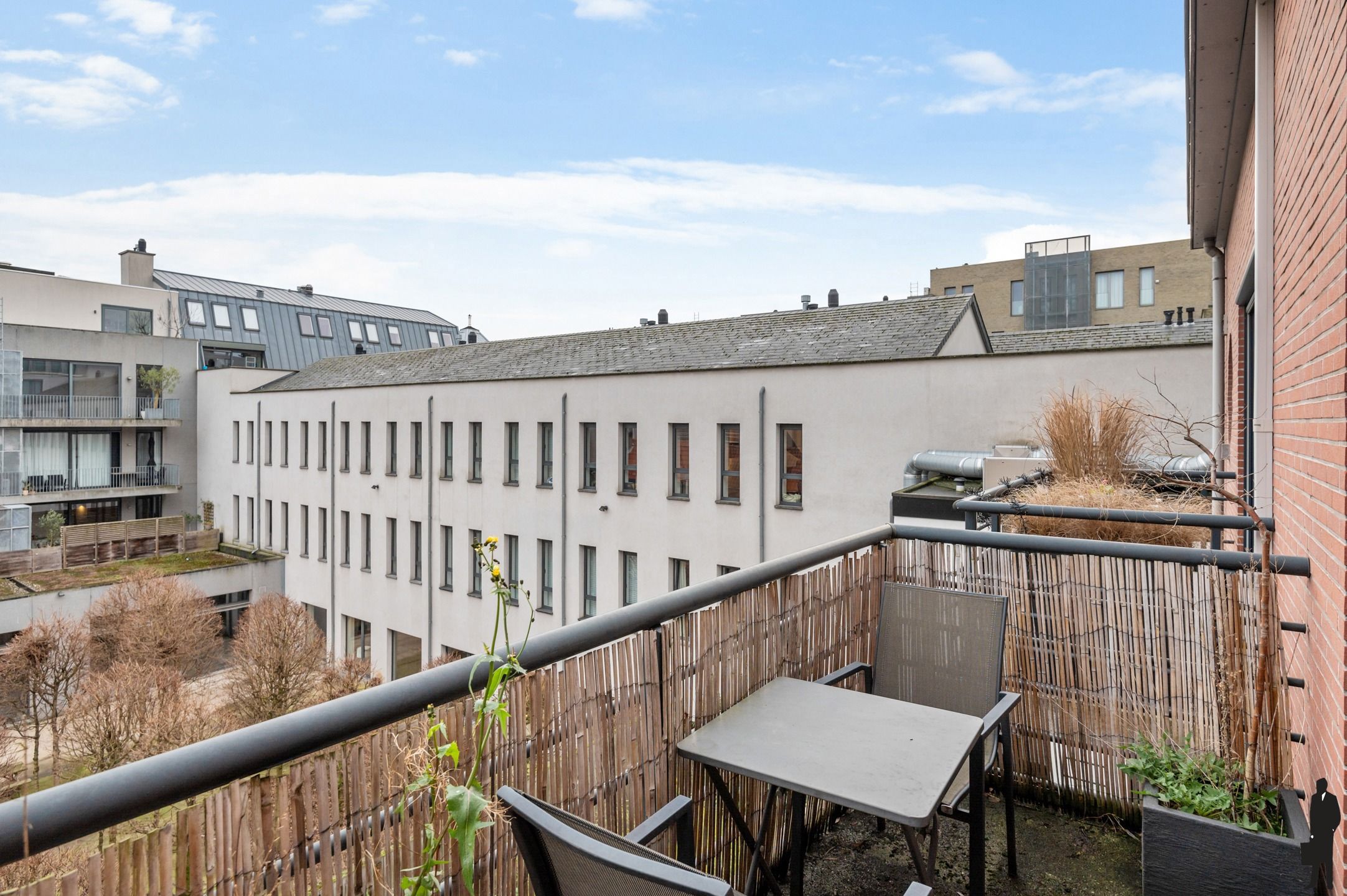Licht en ruim 2-slaapkamerappartement met prachtig waterzicht foto 10