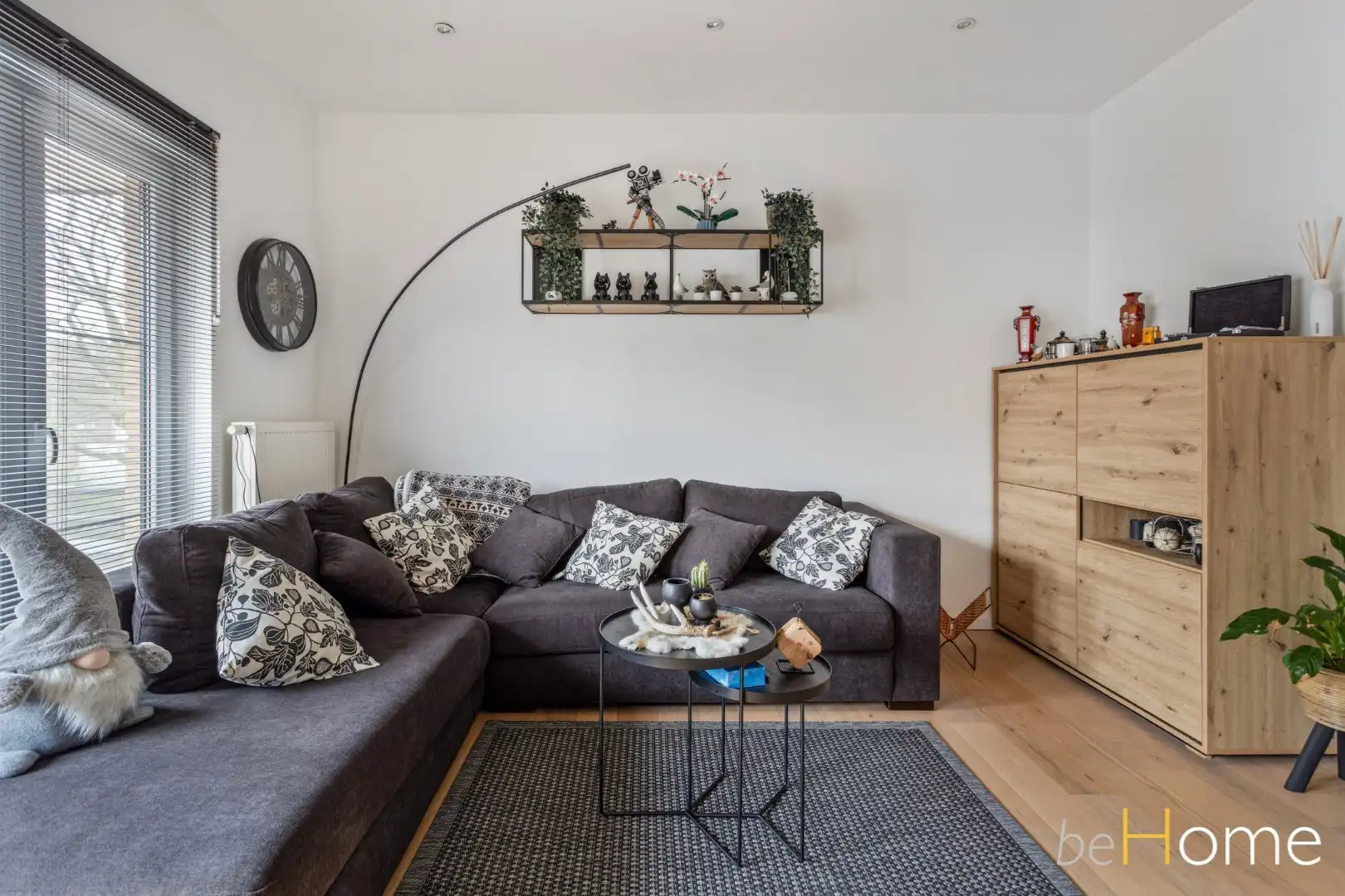 Op zoek naar een instapklaar appartement met karakter en moderne afwerking in Deurne? Welkom Home! foto 3