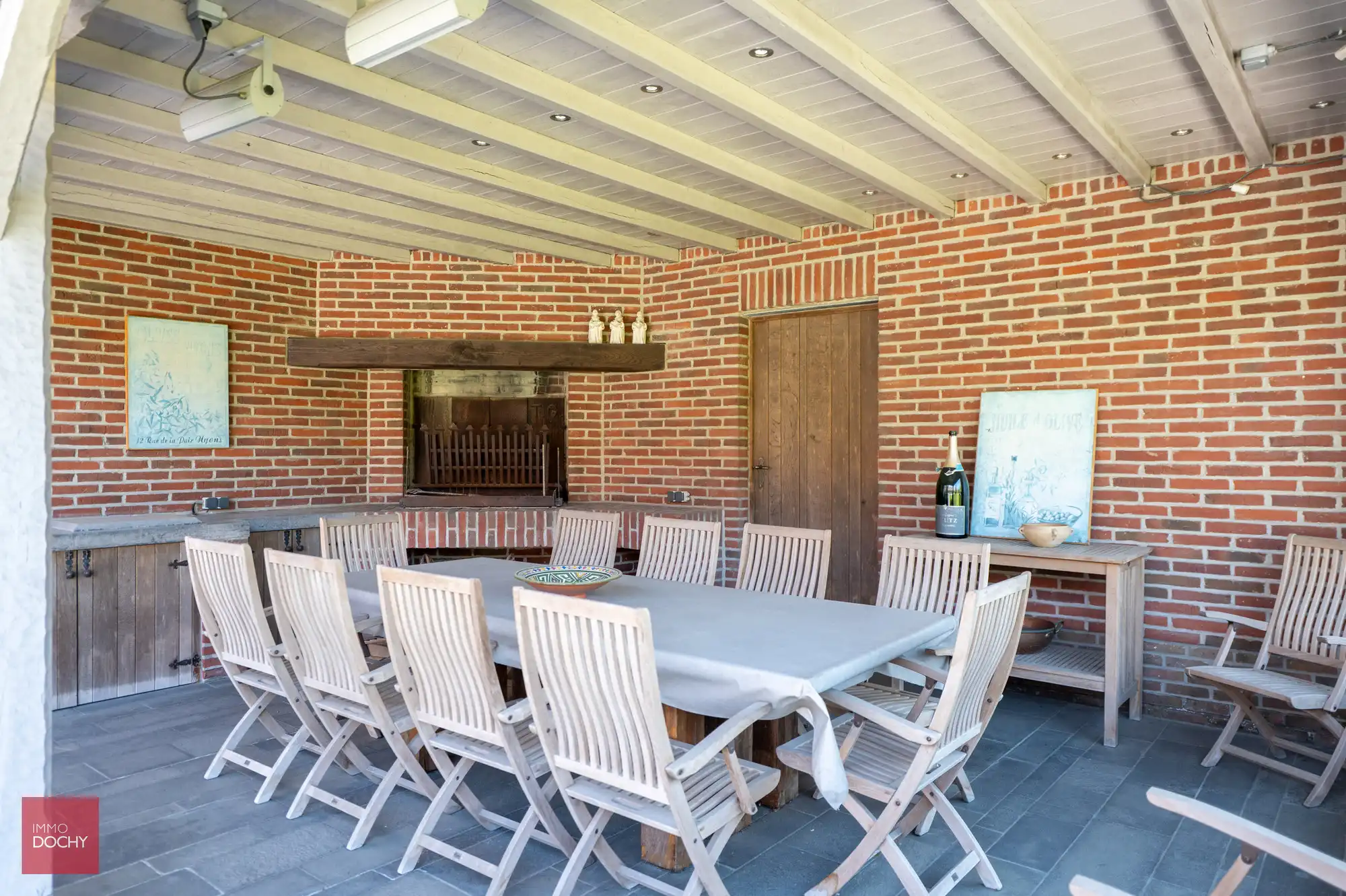 Zeer goed onderhouden ruime villa op 5.328m² foto 15