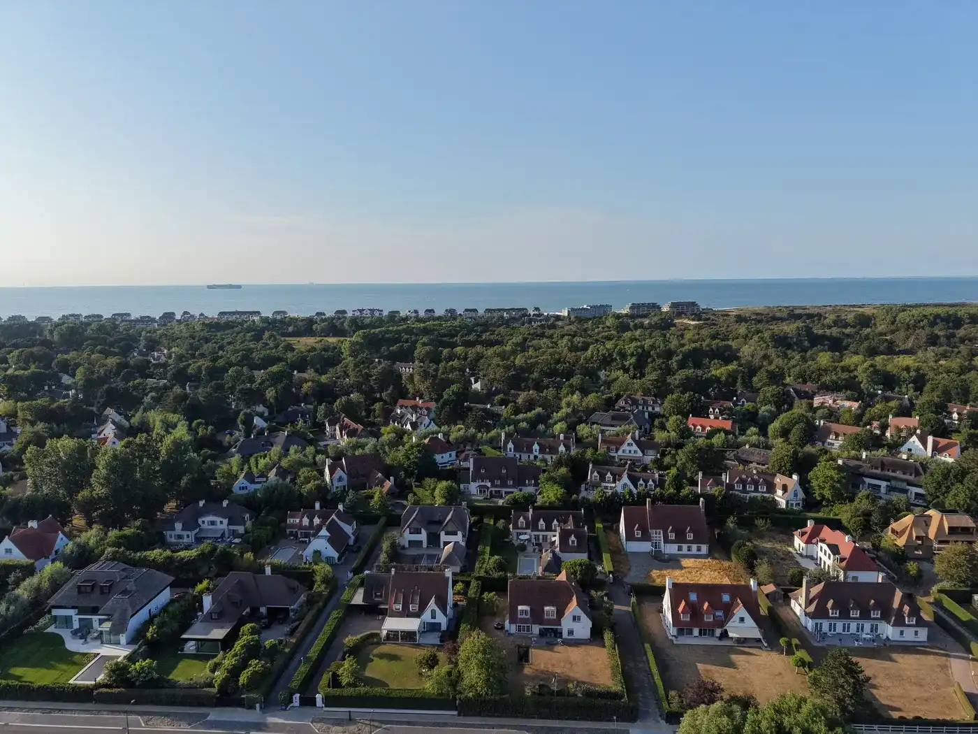 Off market eigendom te koop - bestaande villa op top perceel ten midden het Zoute nabij het Zwin.  foto 2