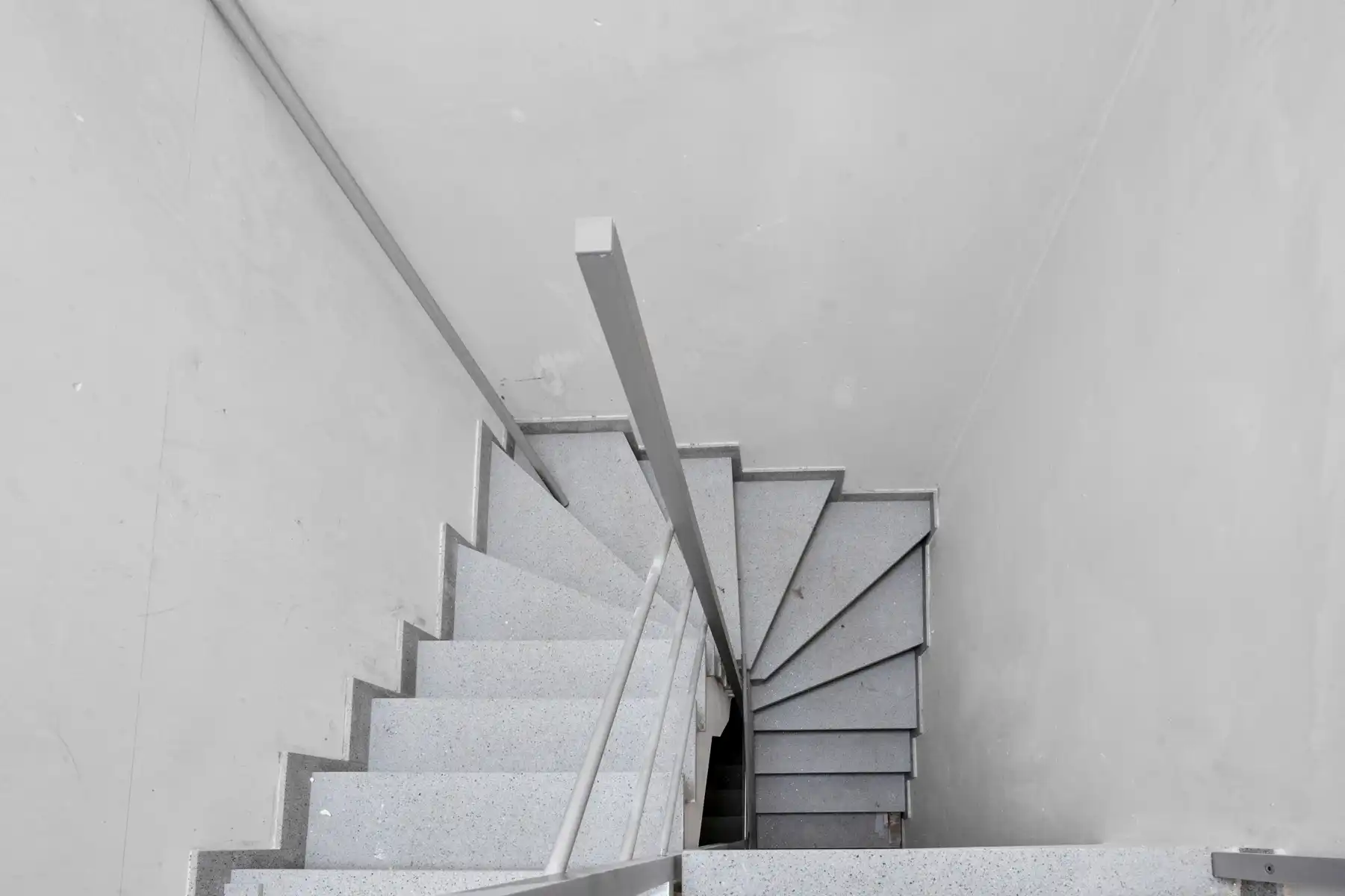 Instapklaar nieuwbouwappartement met groot terras foto 20