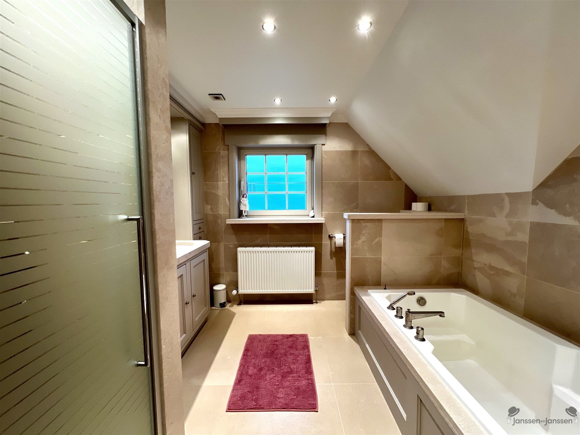 Statige villa in oase van rust foto 18