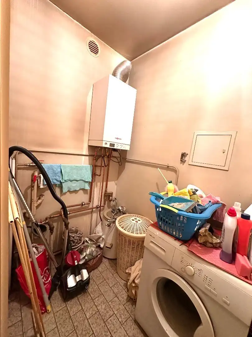 Ruim appartement met 2 slaapkamers en 2 terrassen in het centrum van Tongeren. foto 15