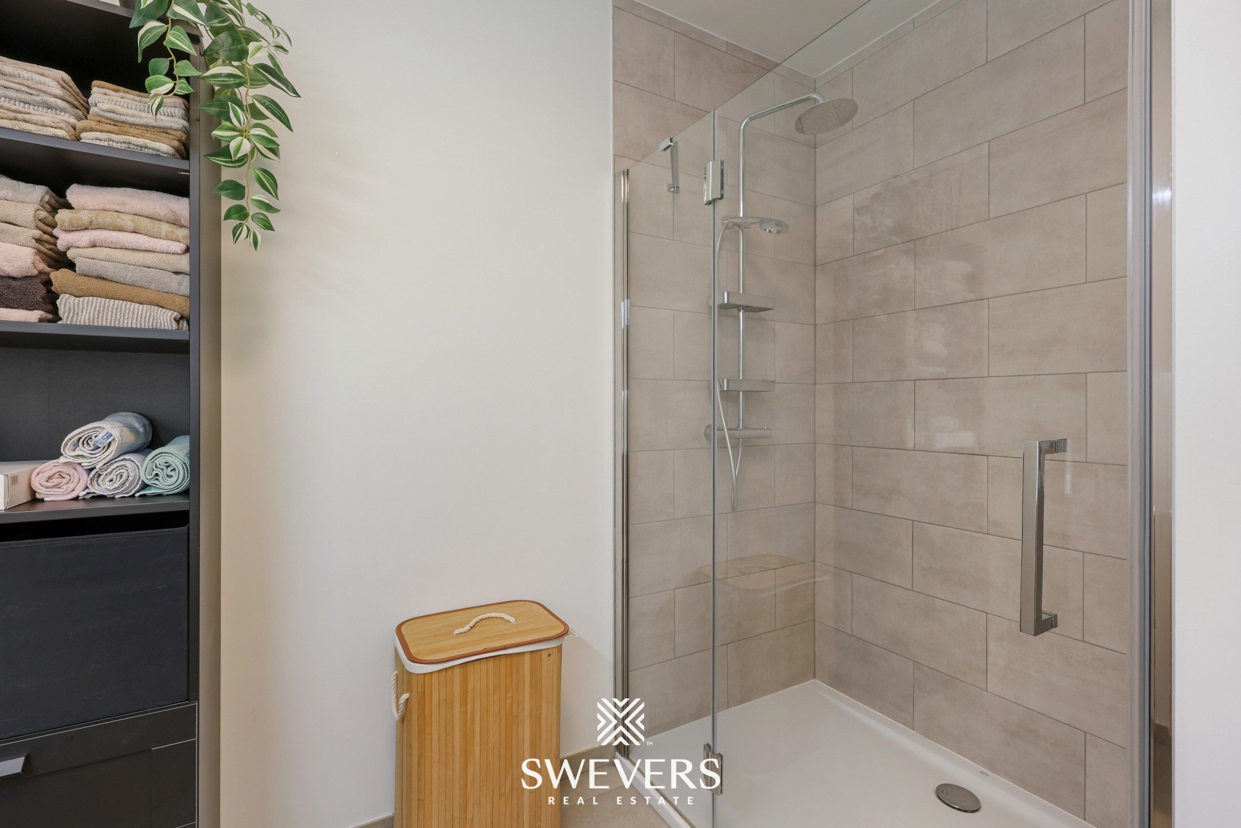 Gelijkvloers appartement met privétuin en dubbele garage foto 13