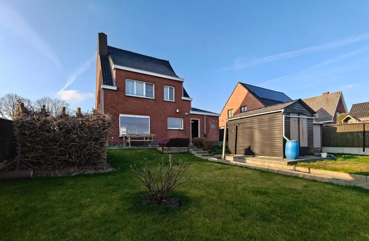 Beselare – Alleenstaande woning met tuin en garage foto 12