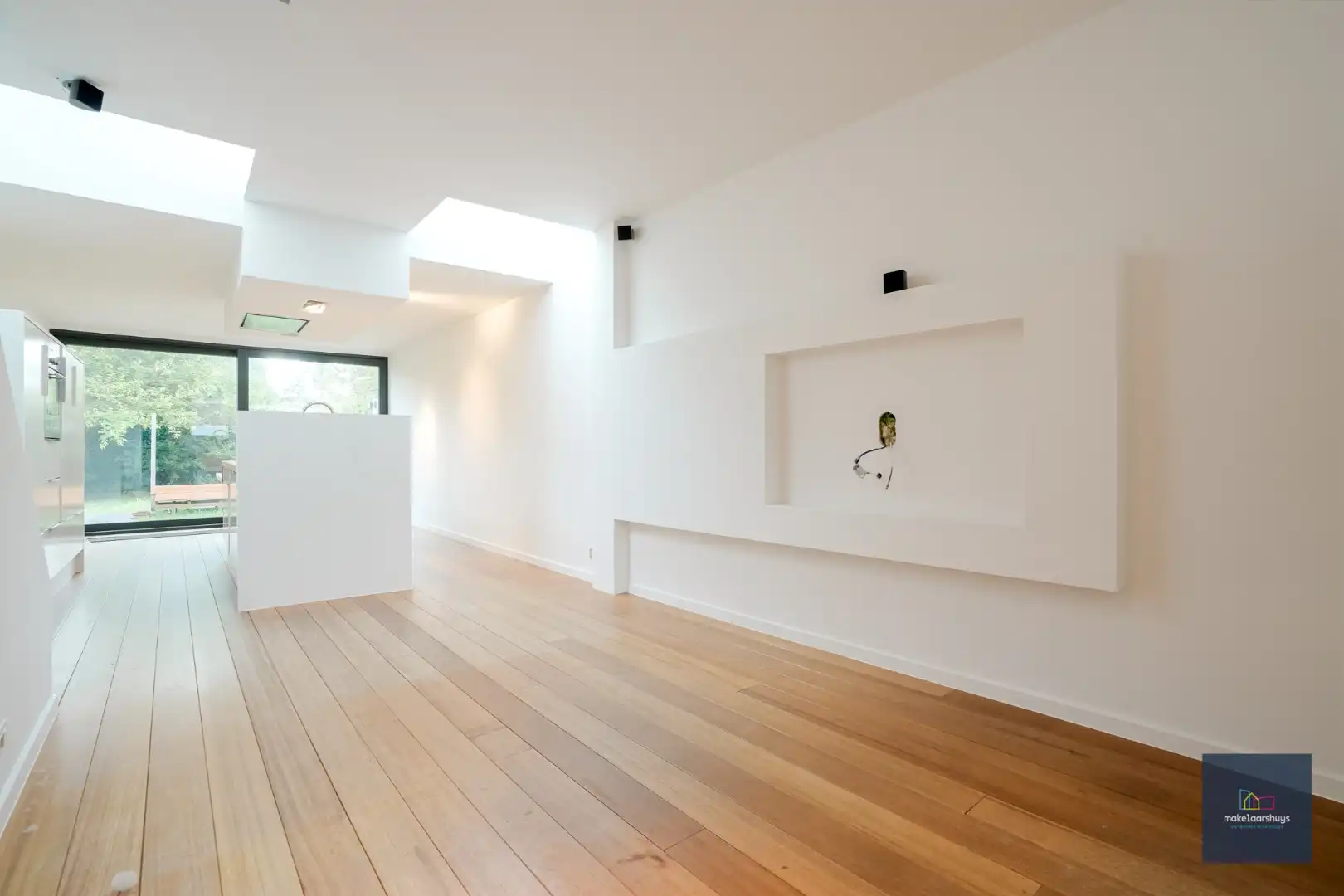 INSCHRIJVEN Instapklare woning MET garage te Gentbrugge foto 4