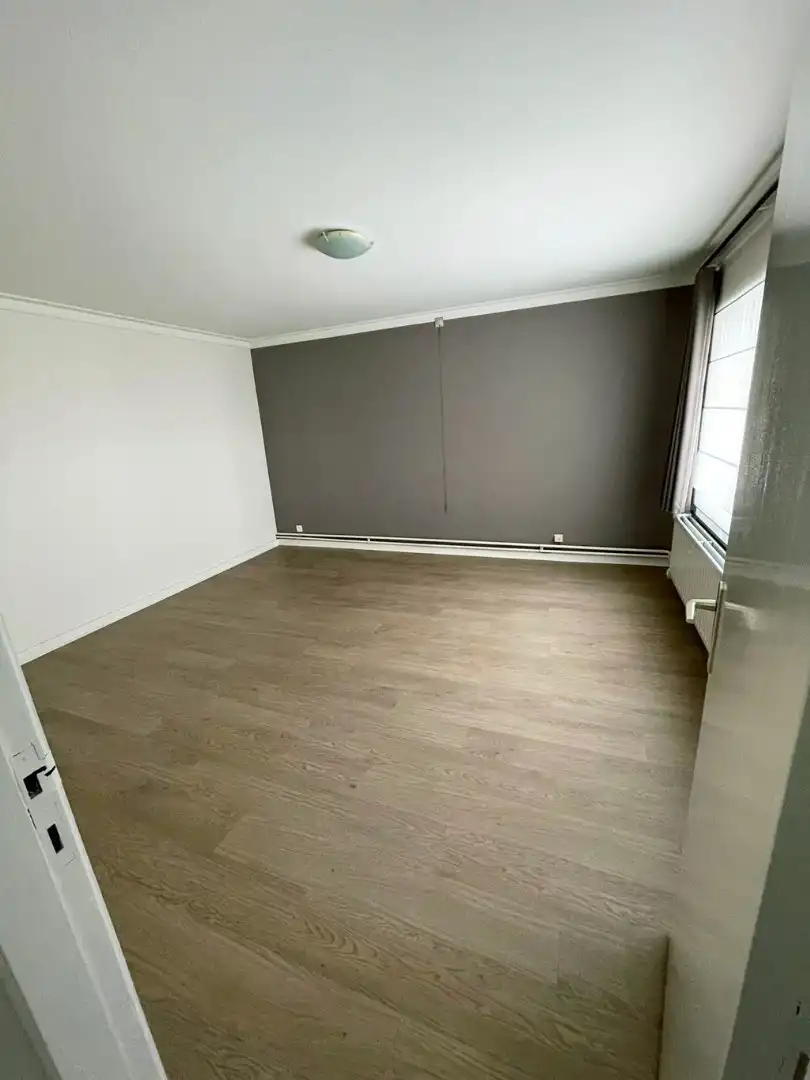 Vrijstaande, energiezuinige woning met 4 slpk en garage op een perceel van 25 a. foto 14