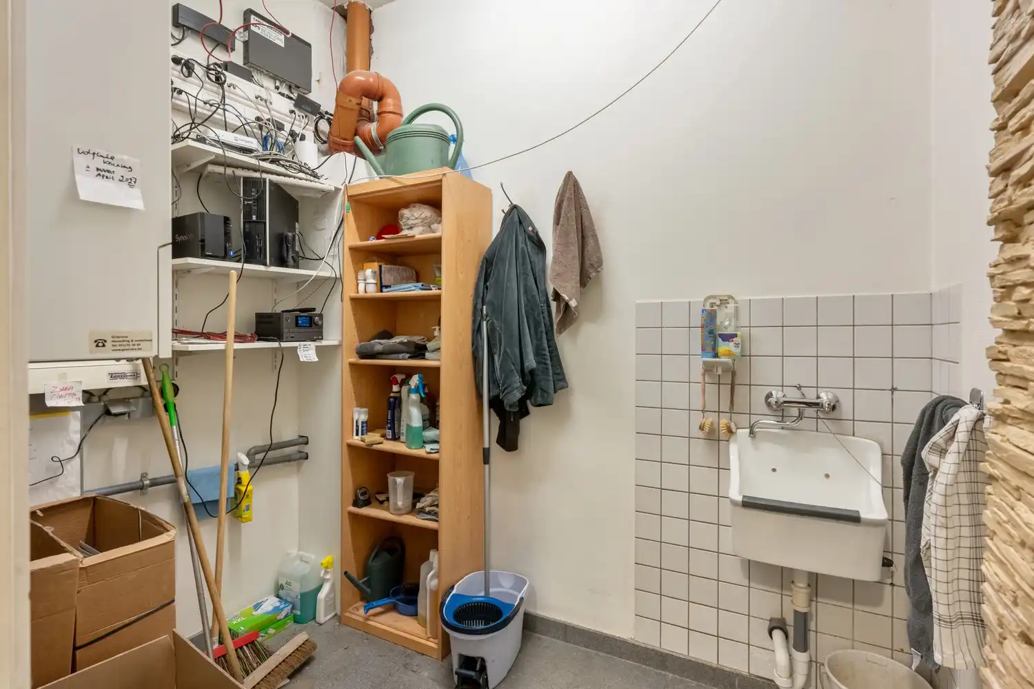 Handelspand op toplocatie aan de Markt te Bilzen! foto 17