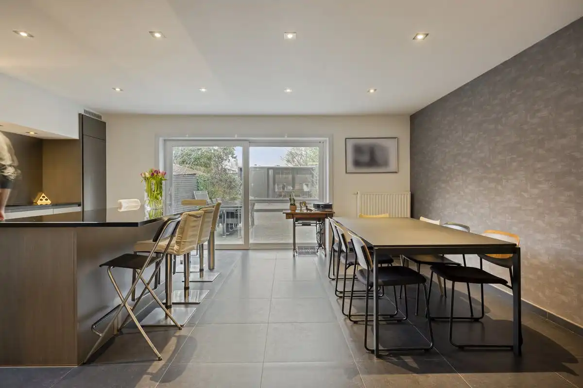 Instapklare stadswoning met 5 slaapkamers en tuin nabij centrum Hasselt foto 10