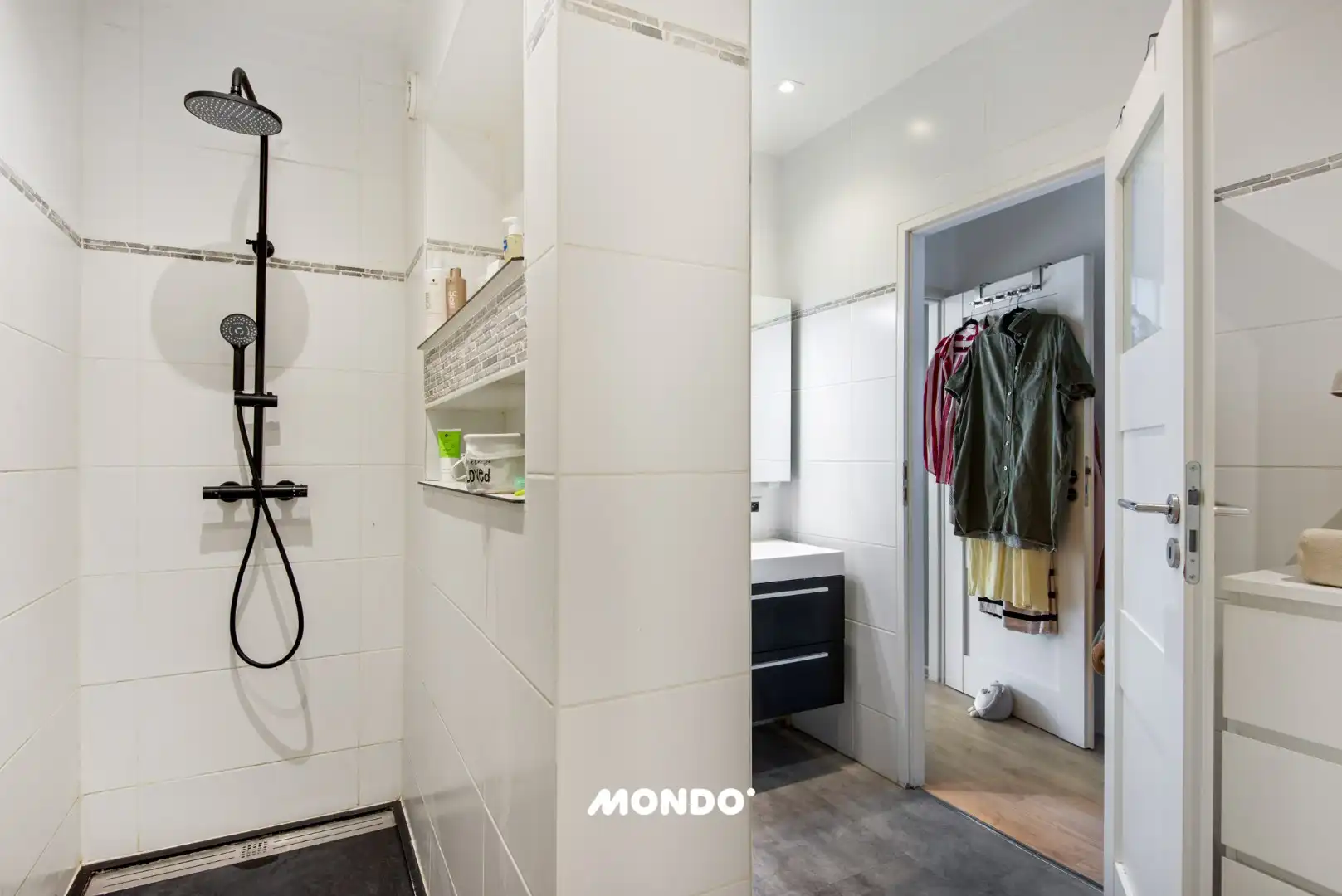 Gerenoveerde en instapklare woning! foto 12