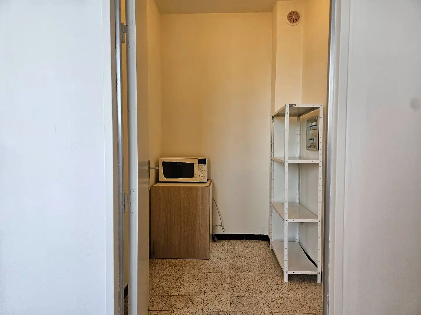 Gezellig 2-slaapkamer appartement op toplocatie in Mol! foto 11