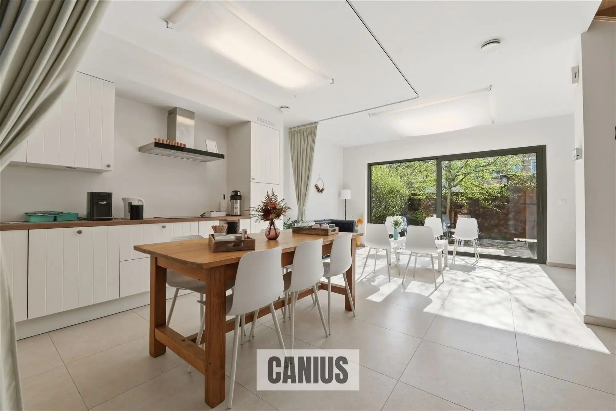 WONING MET LIFT NABIJ HET CENTRUM foto 2