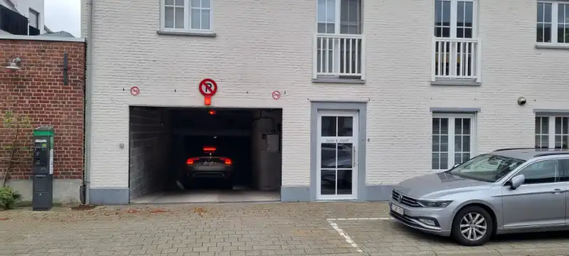 ondergrondse parkeerplaats foto 6