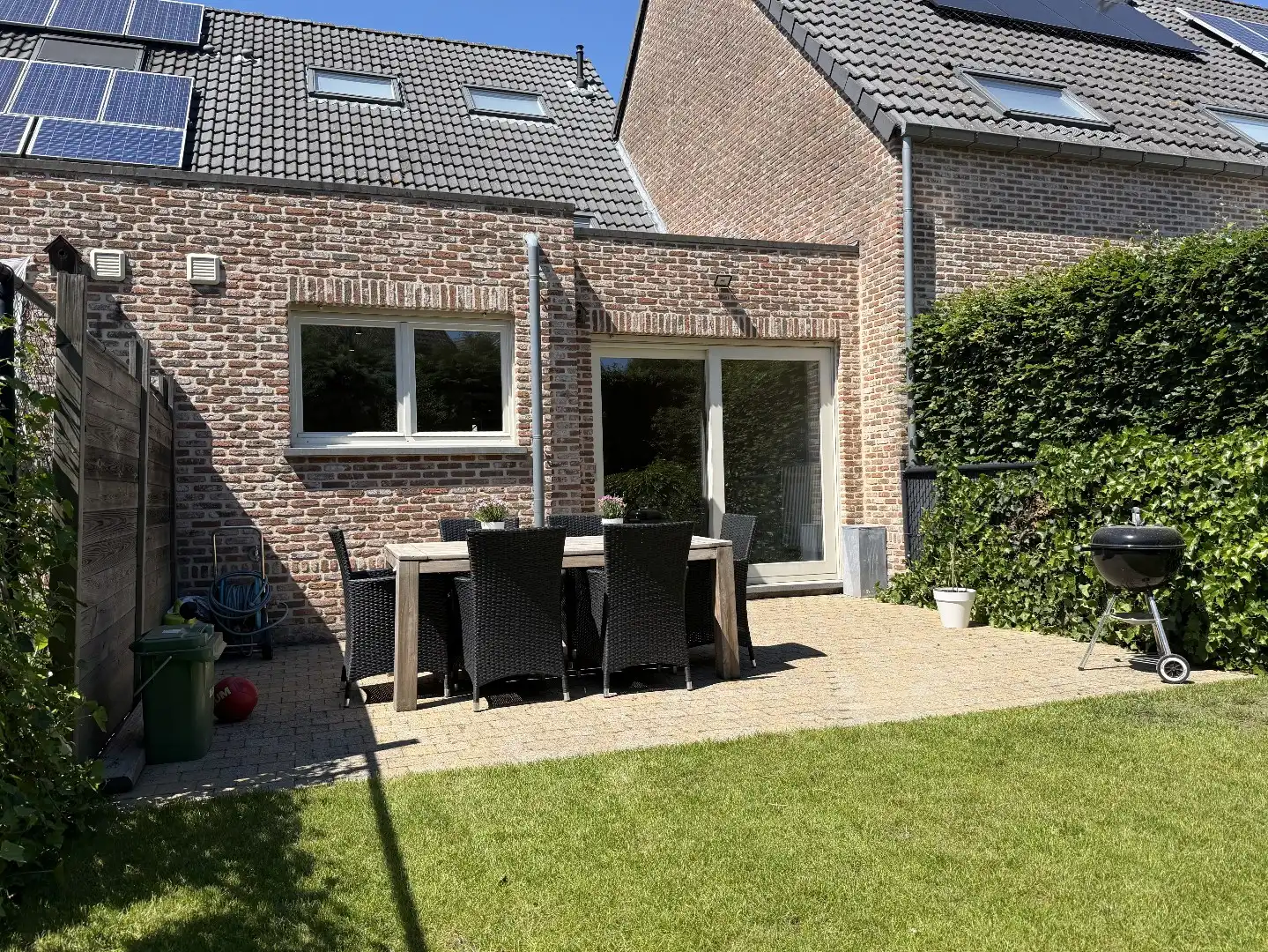 Charmante gerenoveerde rijwoning in pastoriestijl te koop in centrum Schilde foto 24