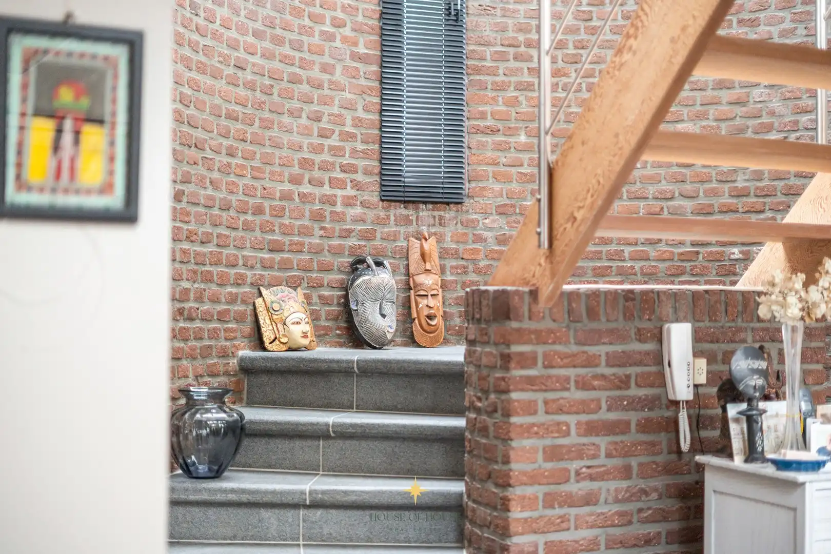 Uniek gerenoveerde architectenwoning te Sint-Kruis met ruime praktijkruimte foto 7