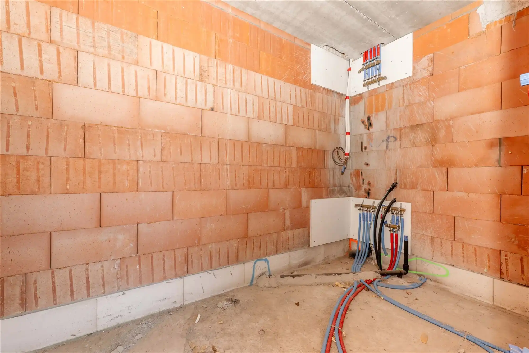 Nieuwbouwwoning foto 8