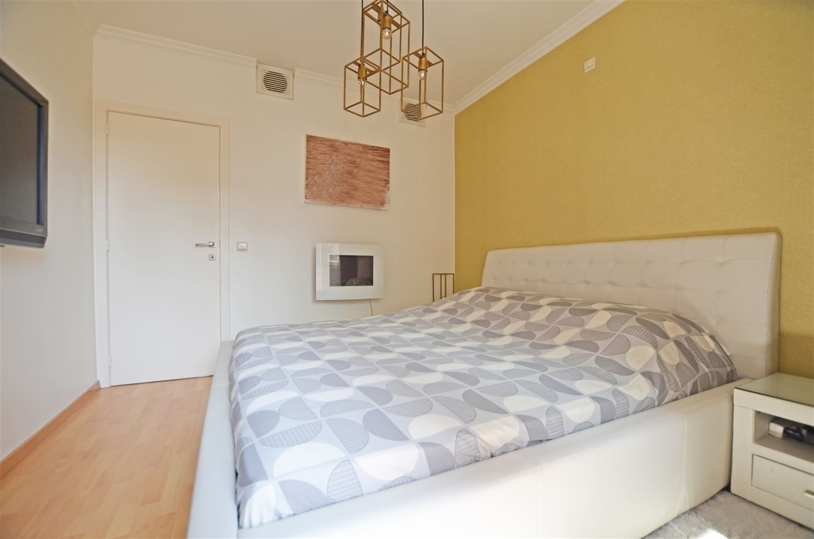 2-Slaapkamerappartement met zicht op de jachthaven van Hasselt foto 10