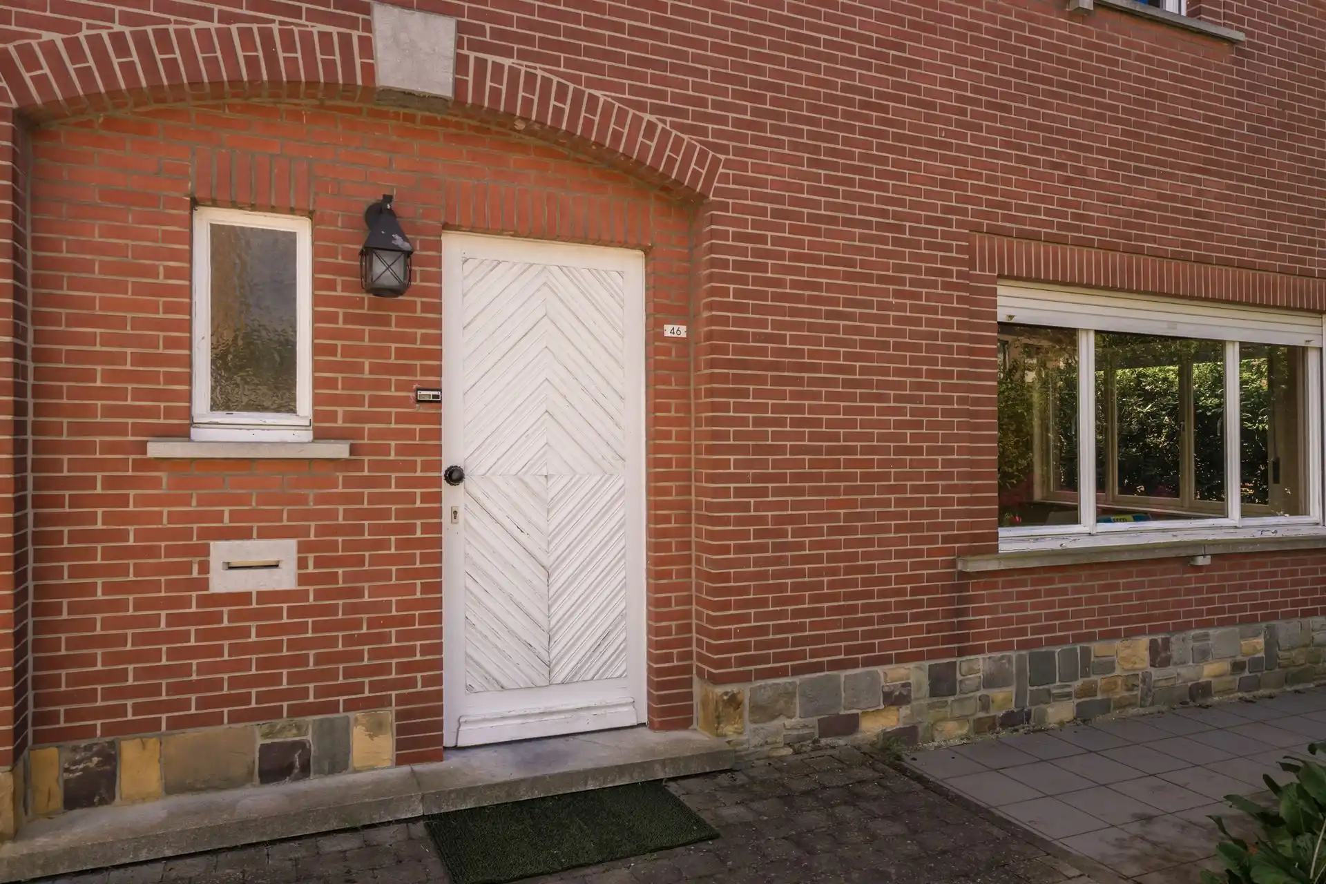 Te renoveren woning op toplocatie! foto 4