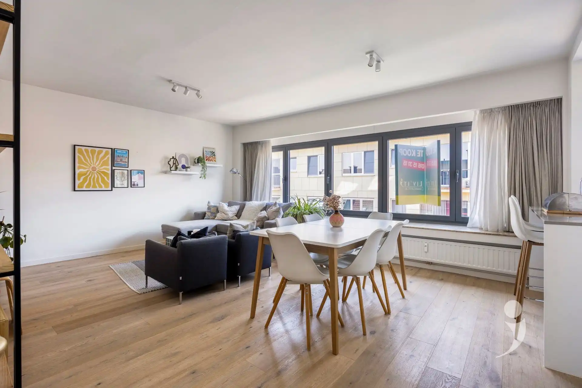 Recent gerenoveerd appartement in hartje Leuven! foto 3