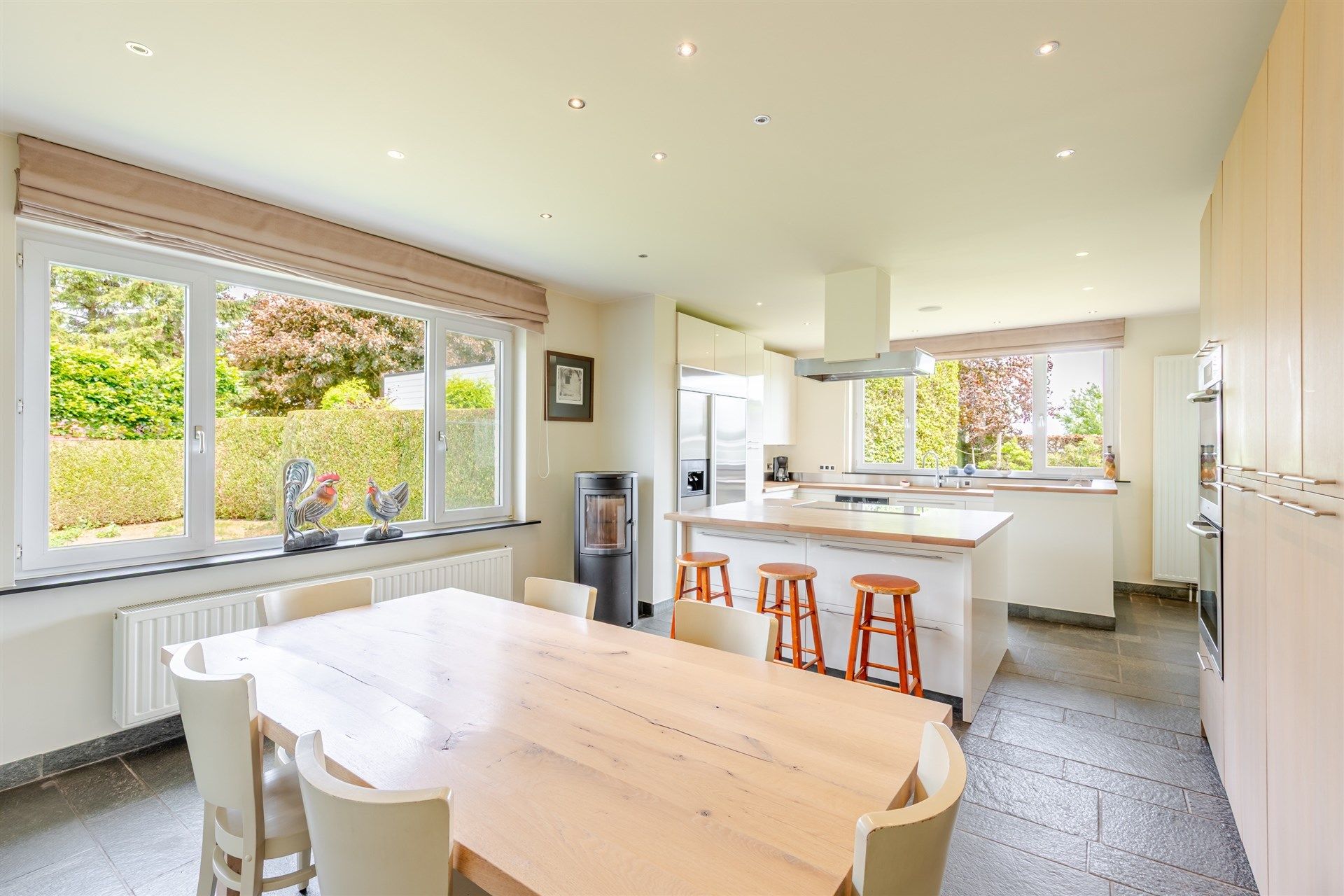 Charmante villa met 3 slks en tuin op groot perceel foto 5