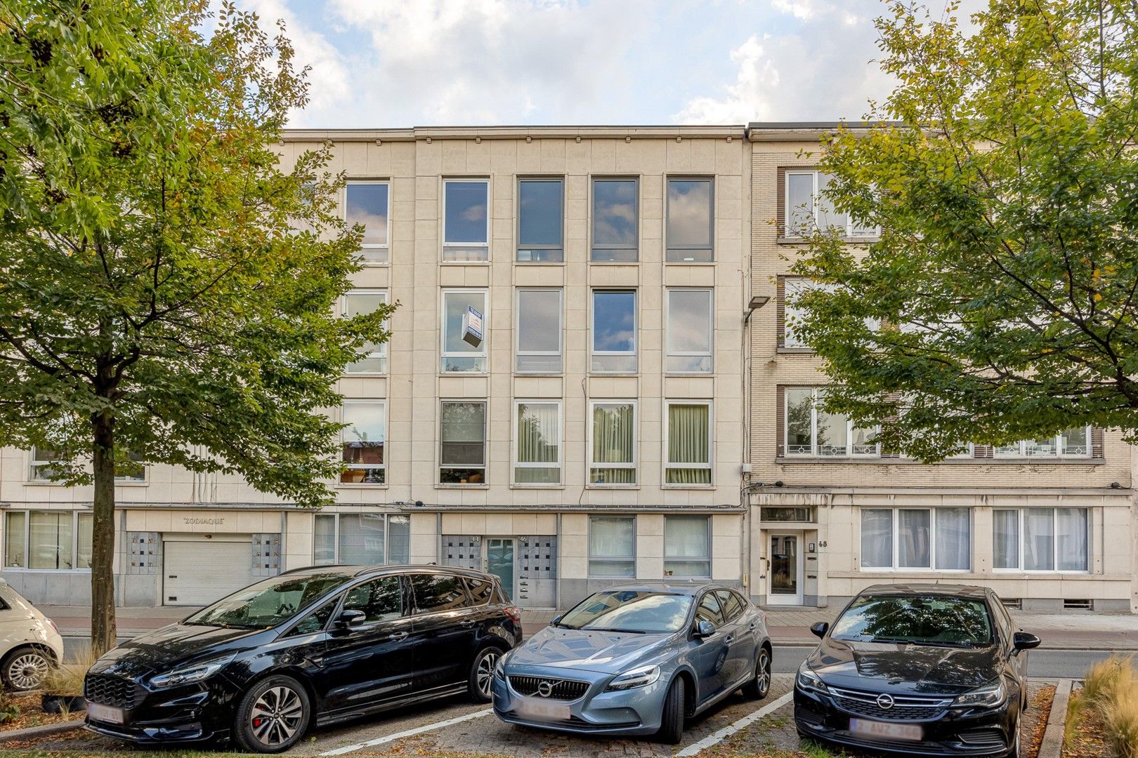 APPARTEMENT MET TERRAS foto {{pictureIndex}}