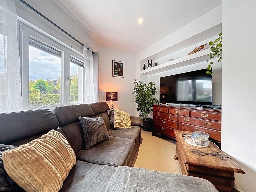 HOB met 4 - 5 slpks en super gezellig zuiders ingerichte tuin foto 7