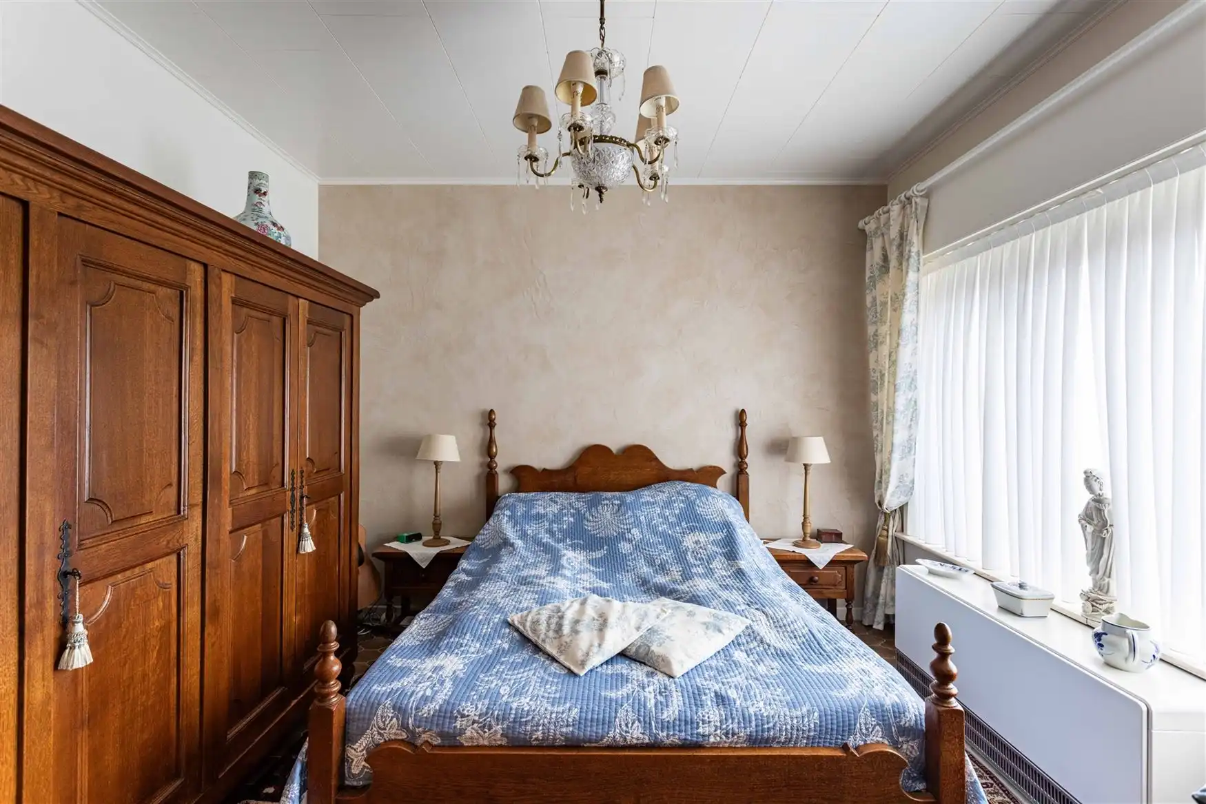 Ruime gezinswoning met 5 kamers nabij het centrum van De Pinte foto 11