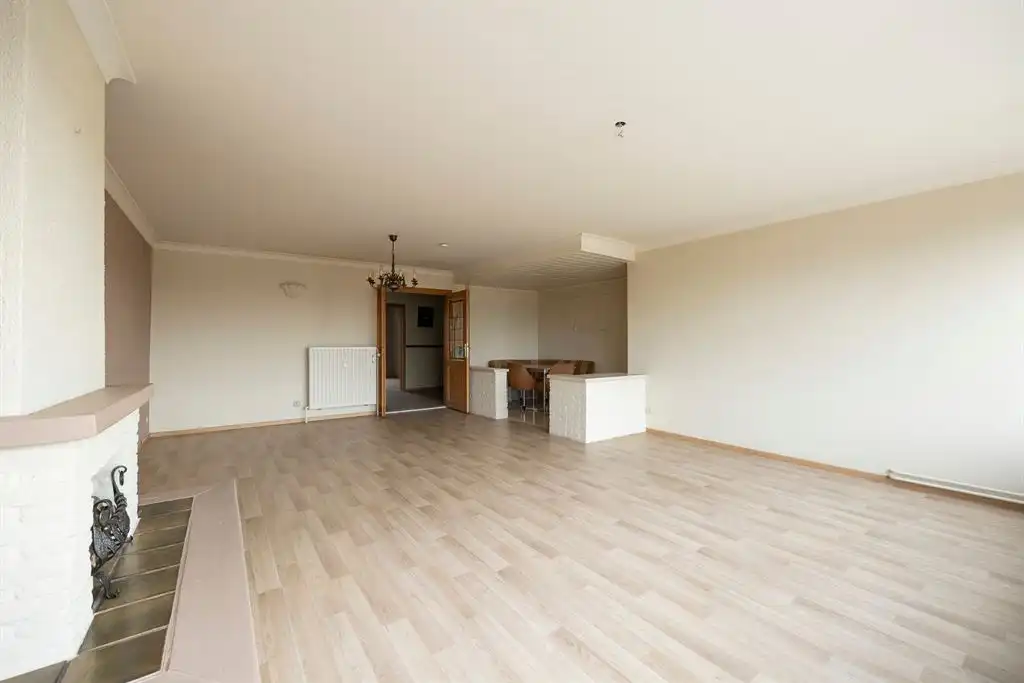 Ruim 2-slaapkamer appartement met terras en EPC B foto 2