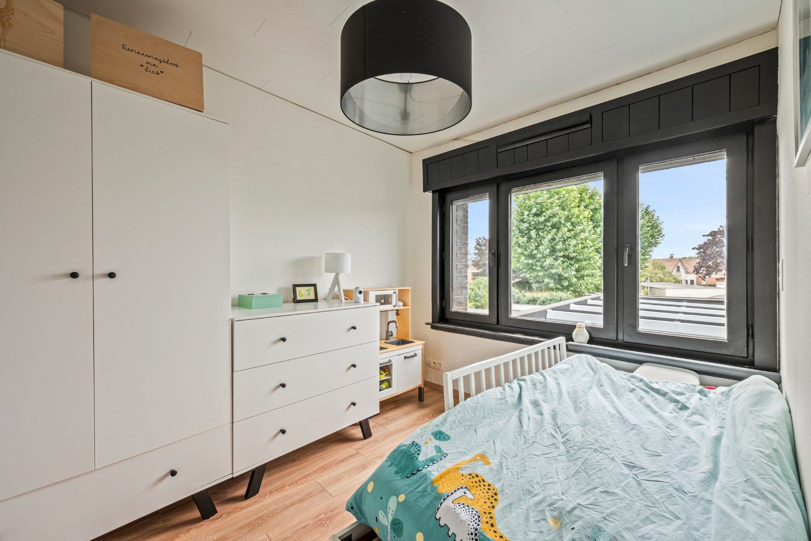 Instapklare, energiezuinige woning (2017) met zuidgerichte tuin en garage – centrum Ieper foto 20