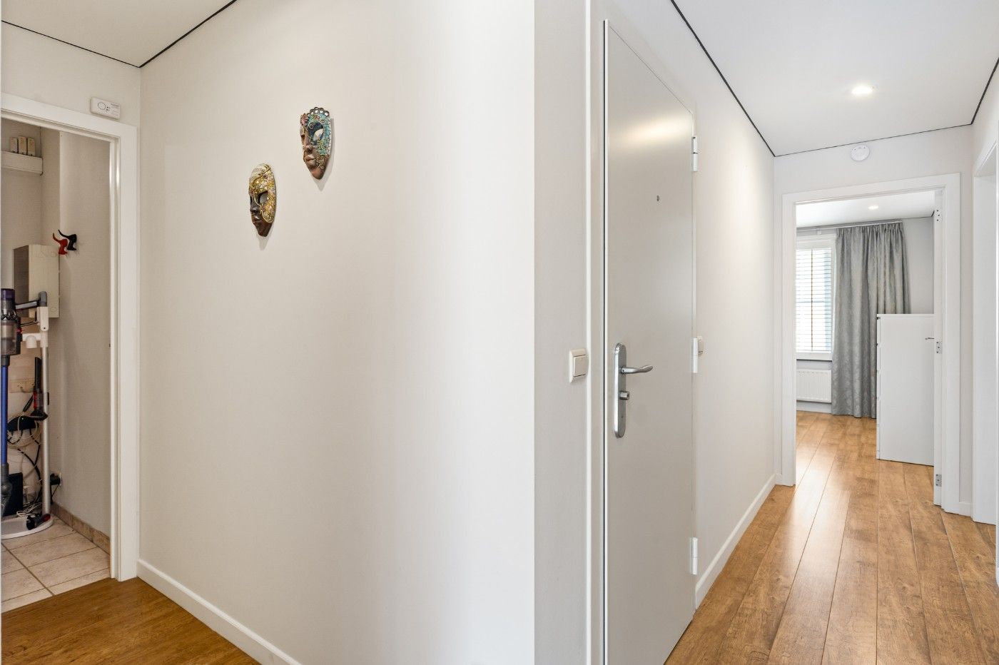 Tof app. op 1e verd. met 2 slpk., groot zuid-terras en garage foto 14