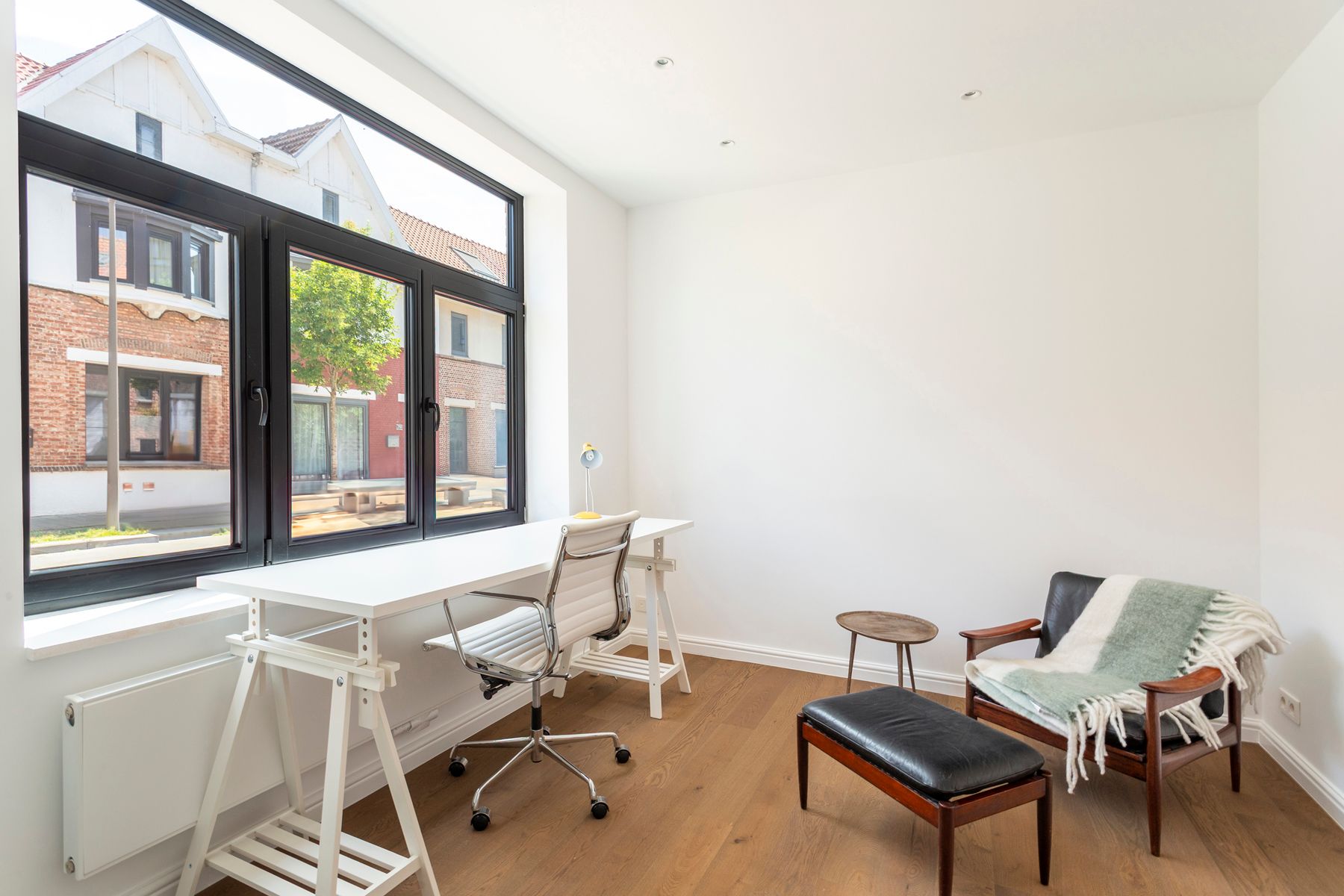 Totaalreno woning met prachtige tuin in een rustige woonwijk foto 8