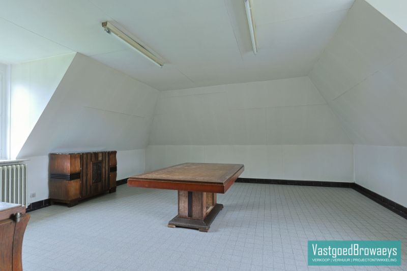 Exclusieve villa met praktijkruimte in groene omgeving nabij het centrum van Zottegem foto 11