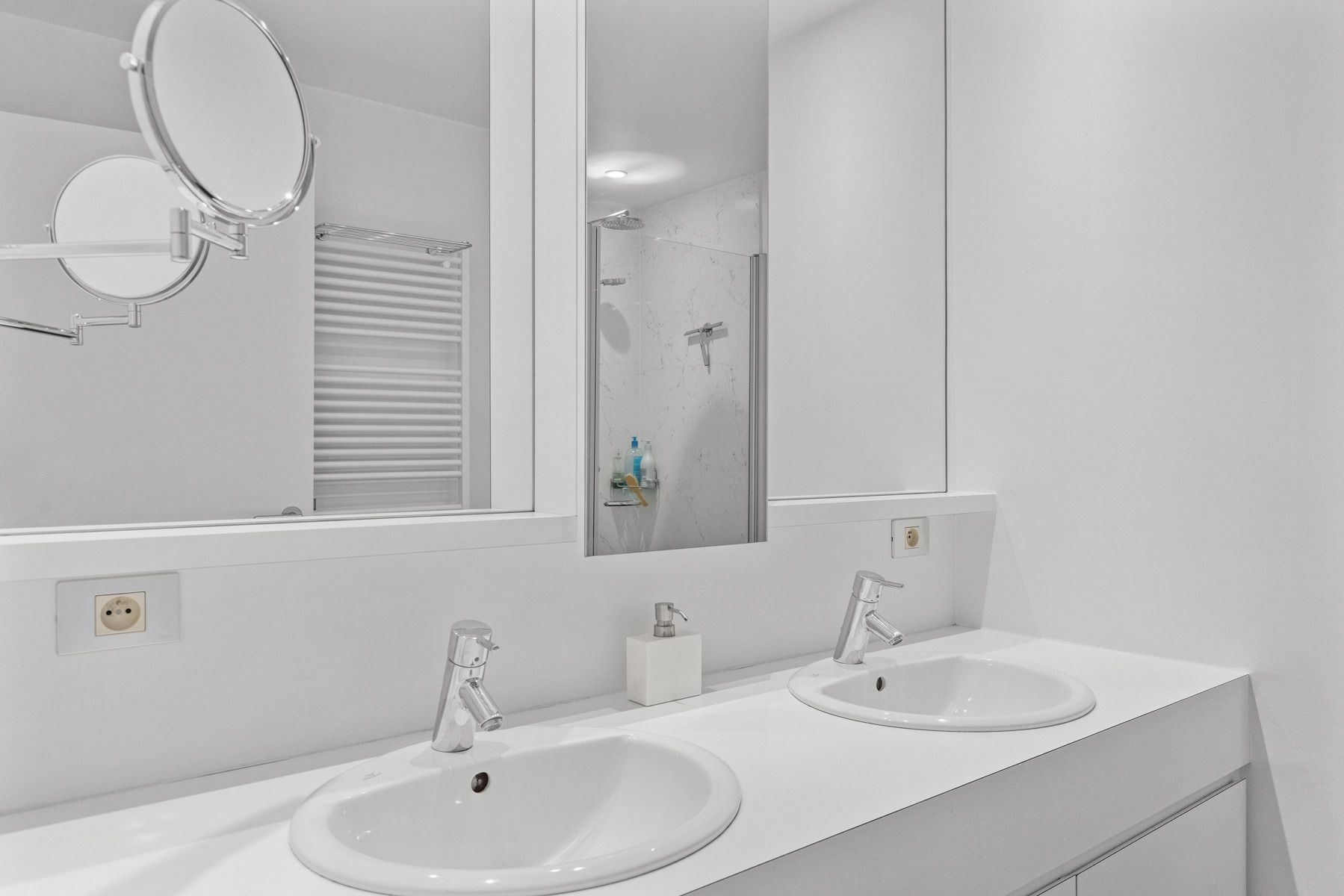 Exclusief en riant wonen met zicht op de oude Leiearm foto 16