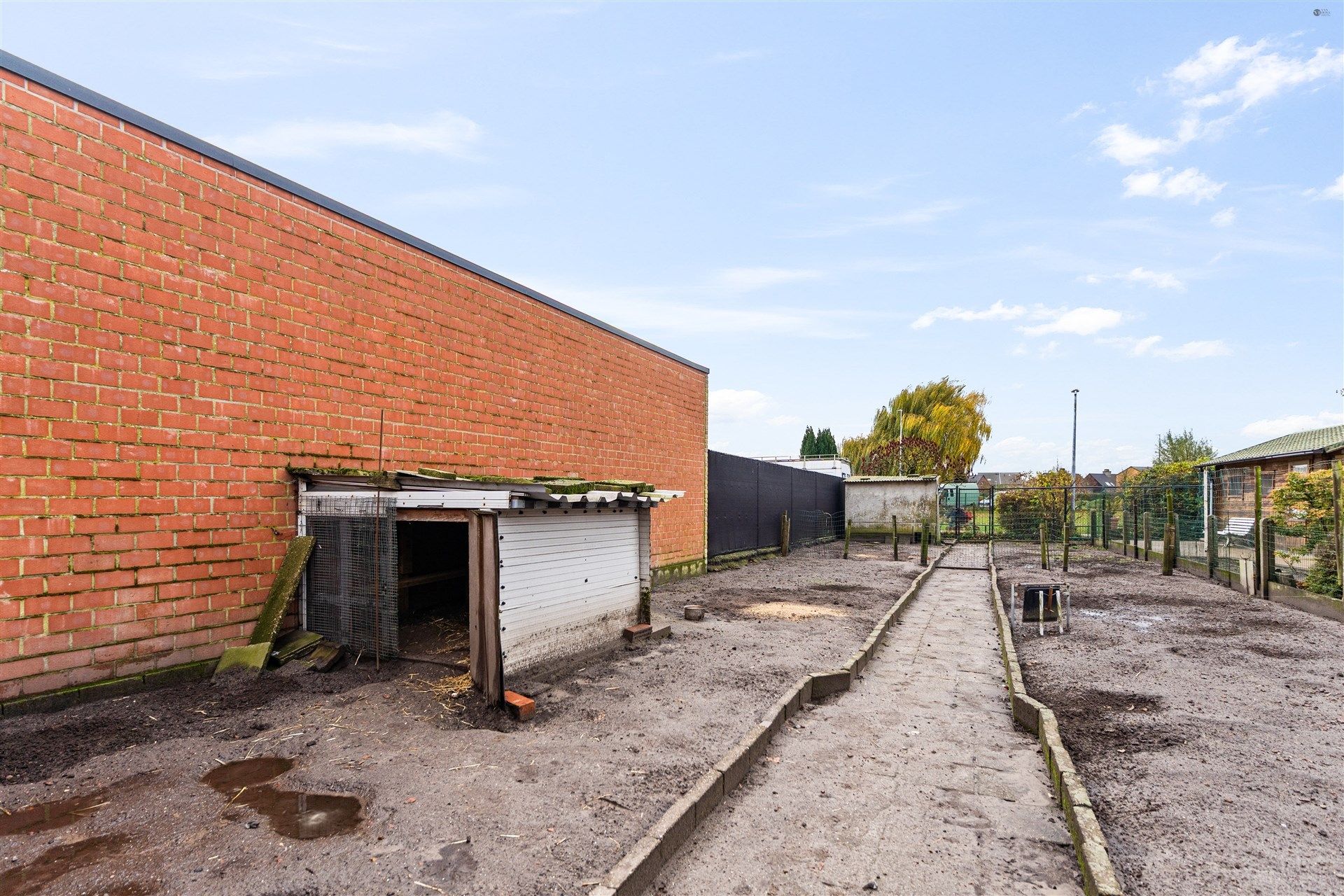 Ruim te renoveren halfopen bebouwing foto 21