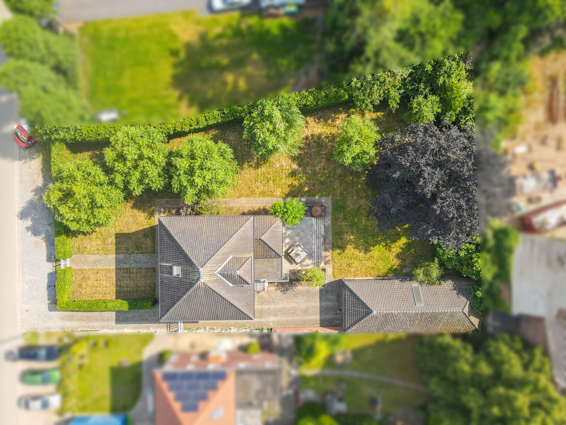 Karakteristiek Herenhuis op ruim perceel! foto 43