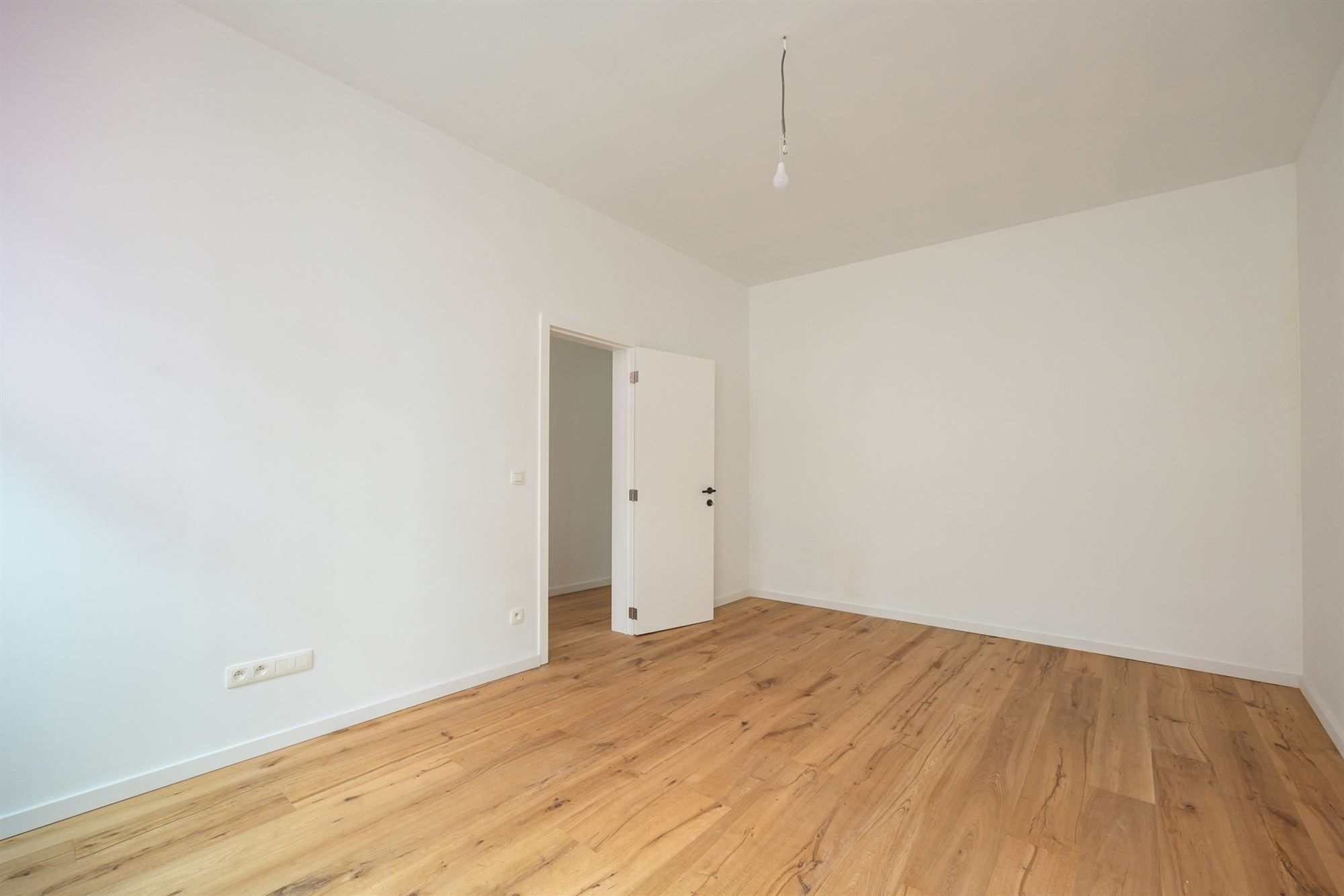 Gerenoveerd appartement met uniek bijgebouw op toplocatie in Lier foto 18