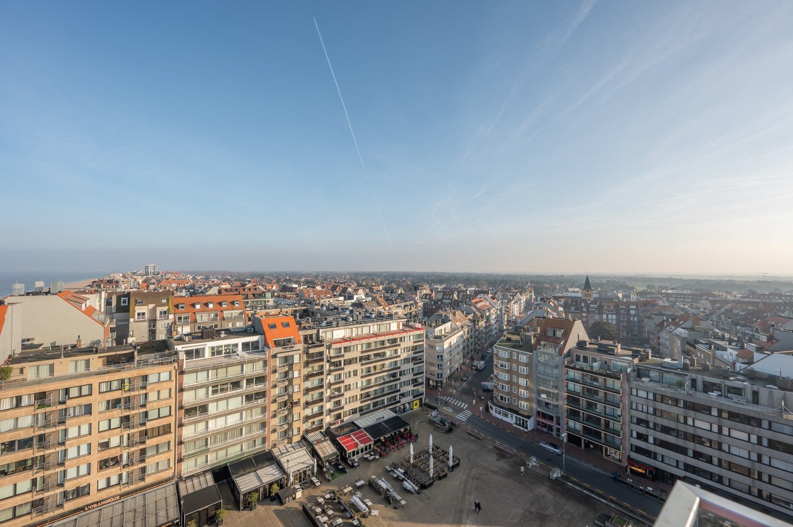 Uitzonderlijke penthouse gelegen op de Zeedijk aan het Van Bunnenplein met panoramische zichten. foto 22