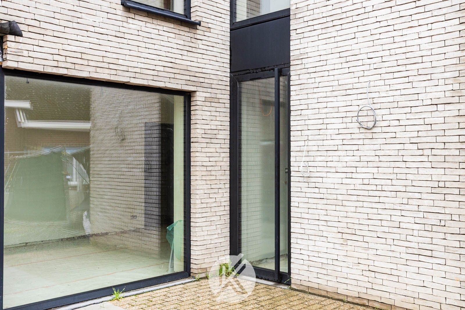 Verder af te werken nieuwbouwwoning met potentieel foto 4